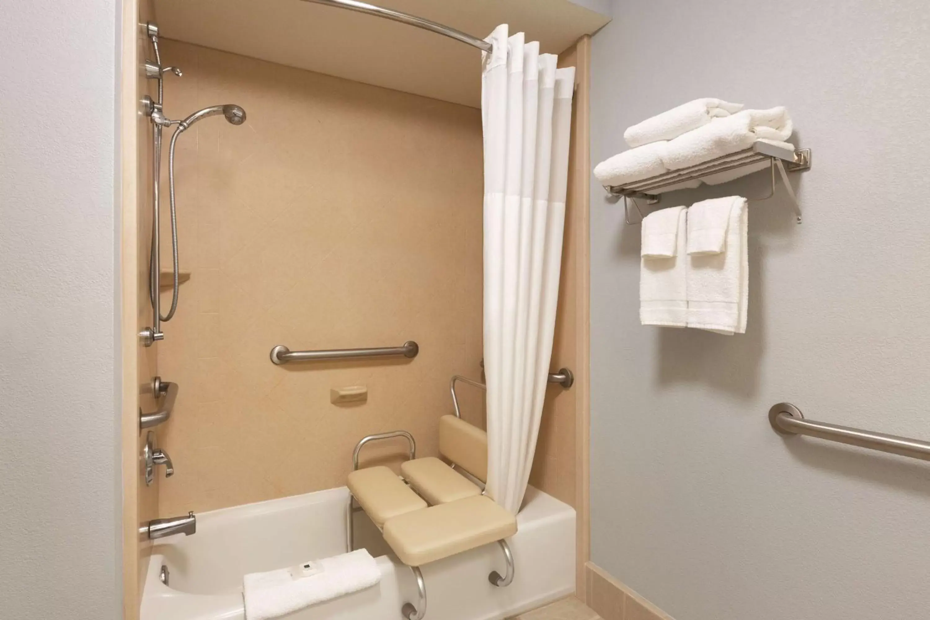 Bathroom in Country Inn & Suites by Radisson, Portland, TX