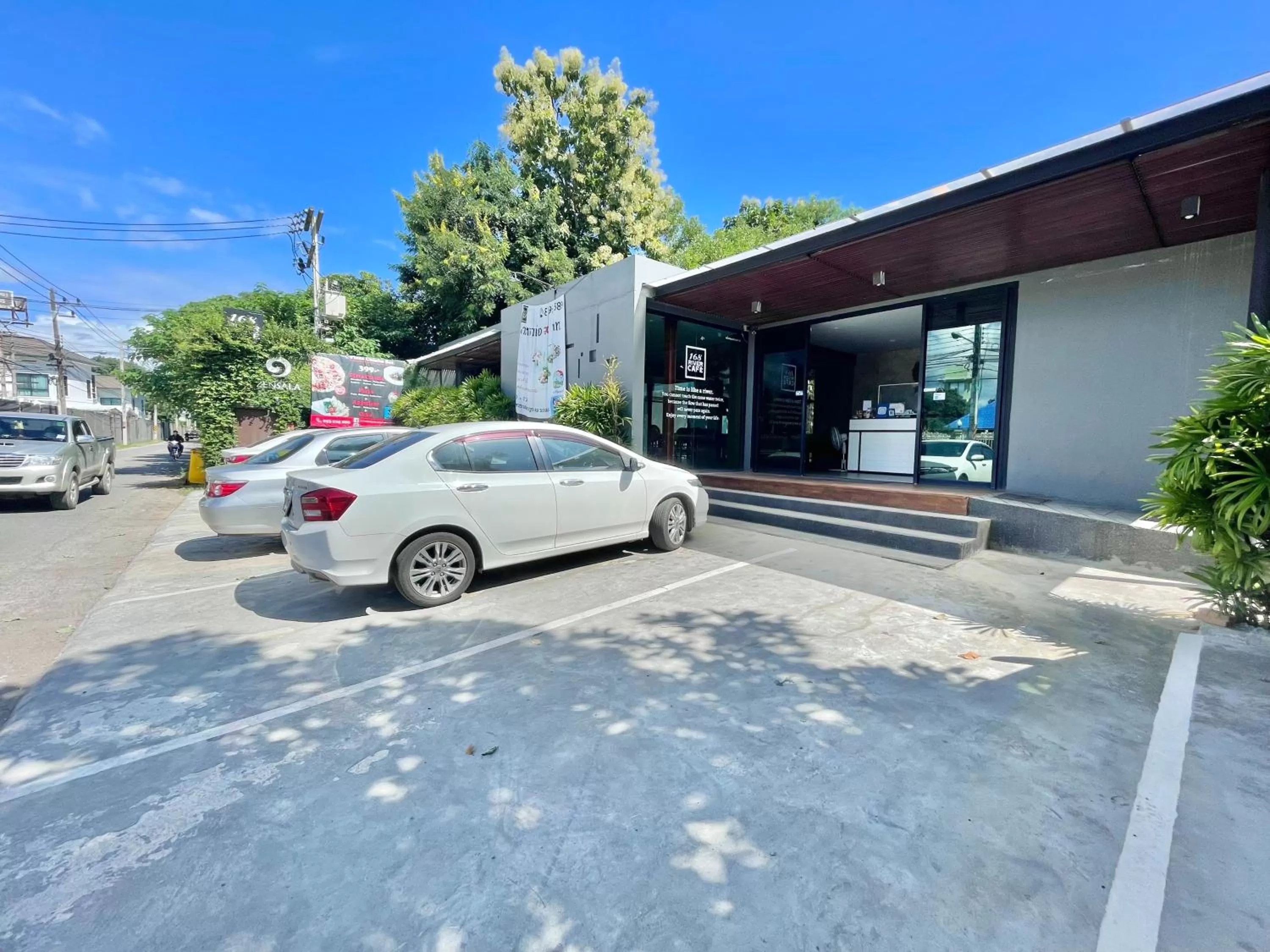 Parking in Zensala Riverpark Resort-SHA Extra Plus