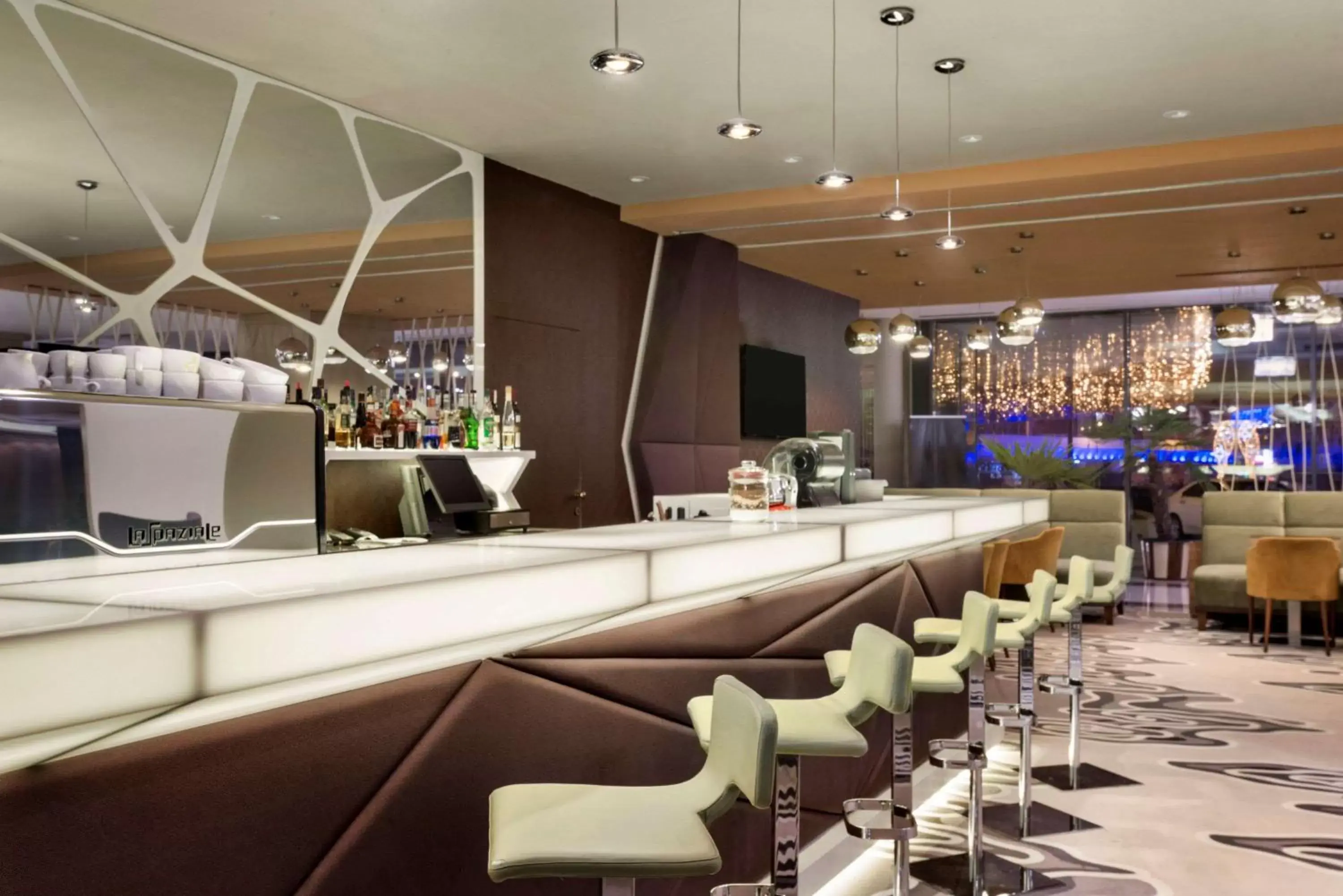 Lounge or bar, Lounge/Bar in Ramada Plaza Craiova