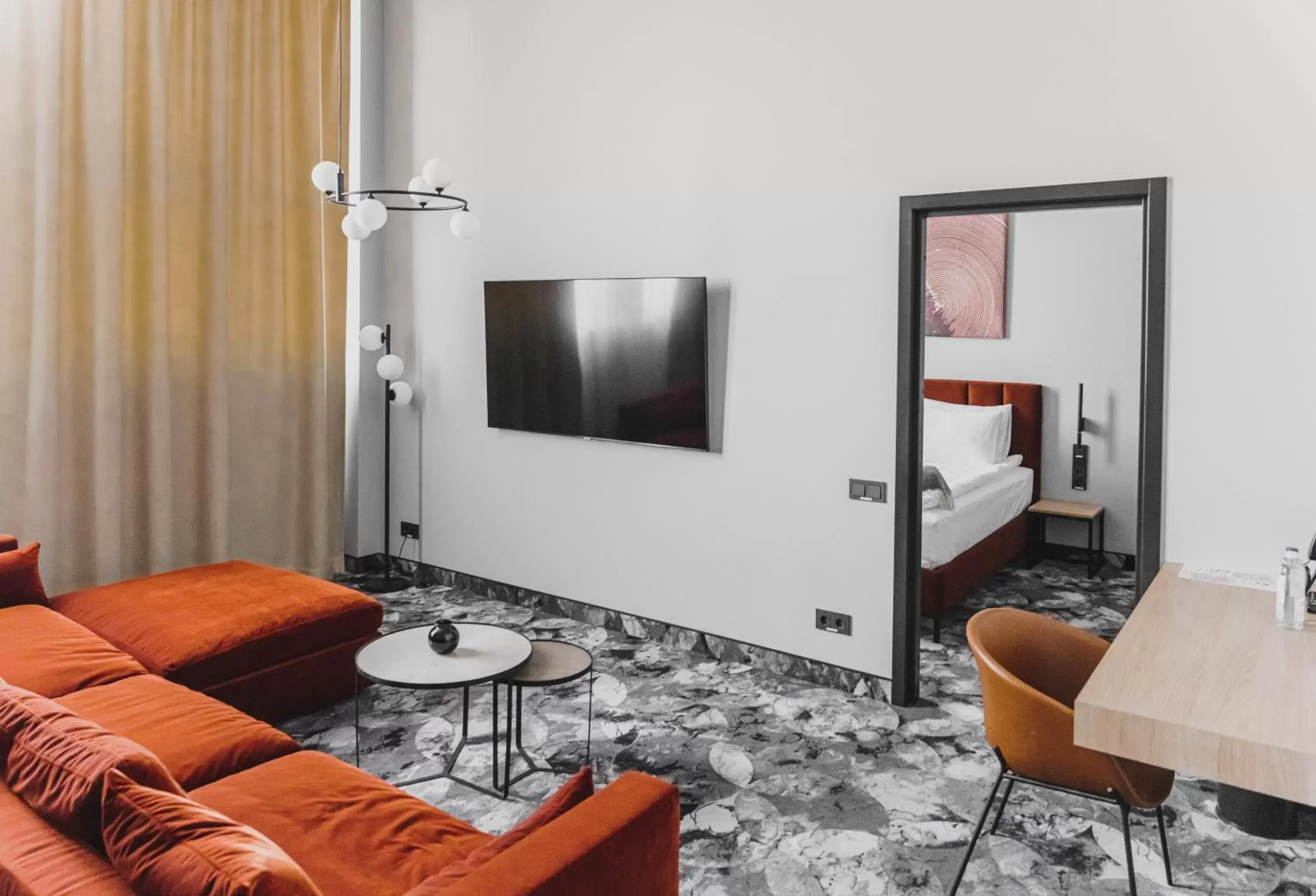 TV and multimedia, Seating Area in Loop Hotel Vilnius