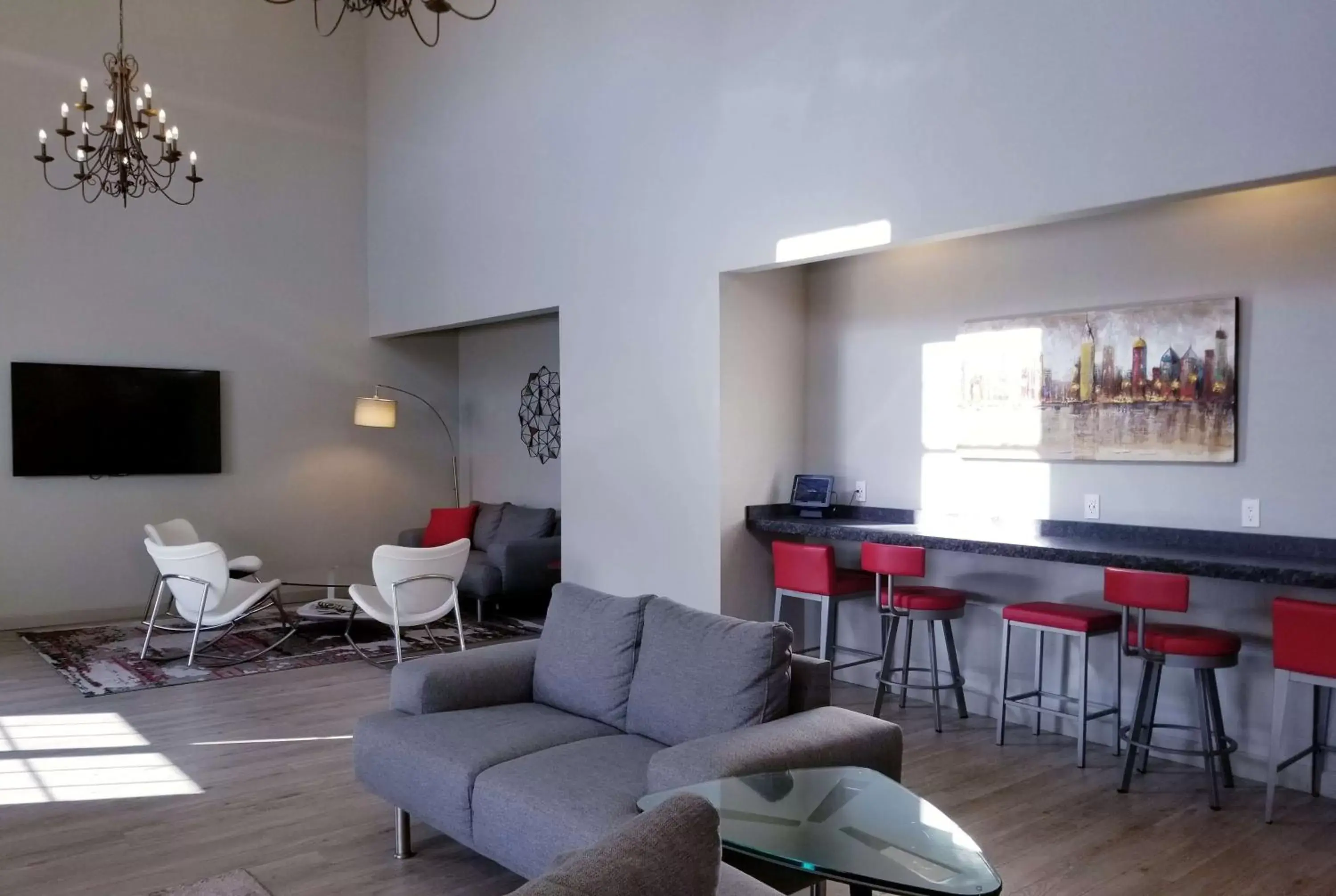 Lobby or reception in Ramada by Wyndham Sellersburg/Louisville North Lobby or reception in Ramada by Wyndham Sellersburg/Louisville North