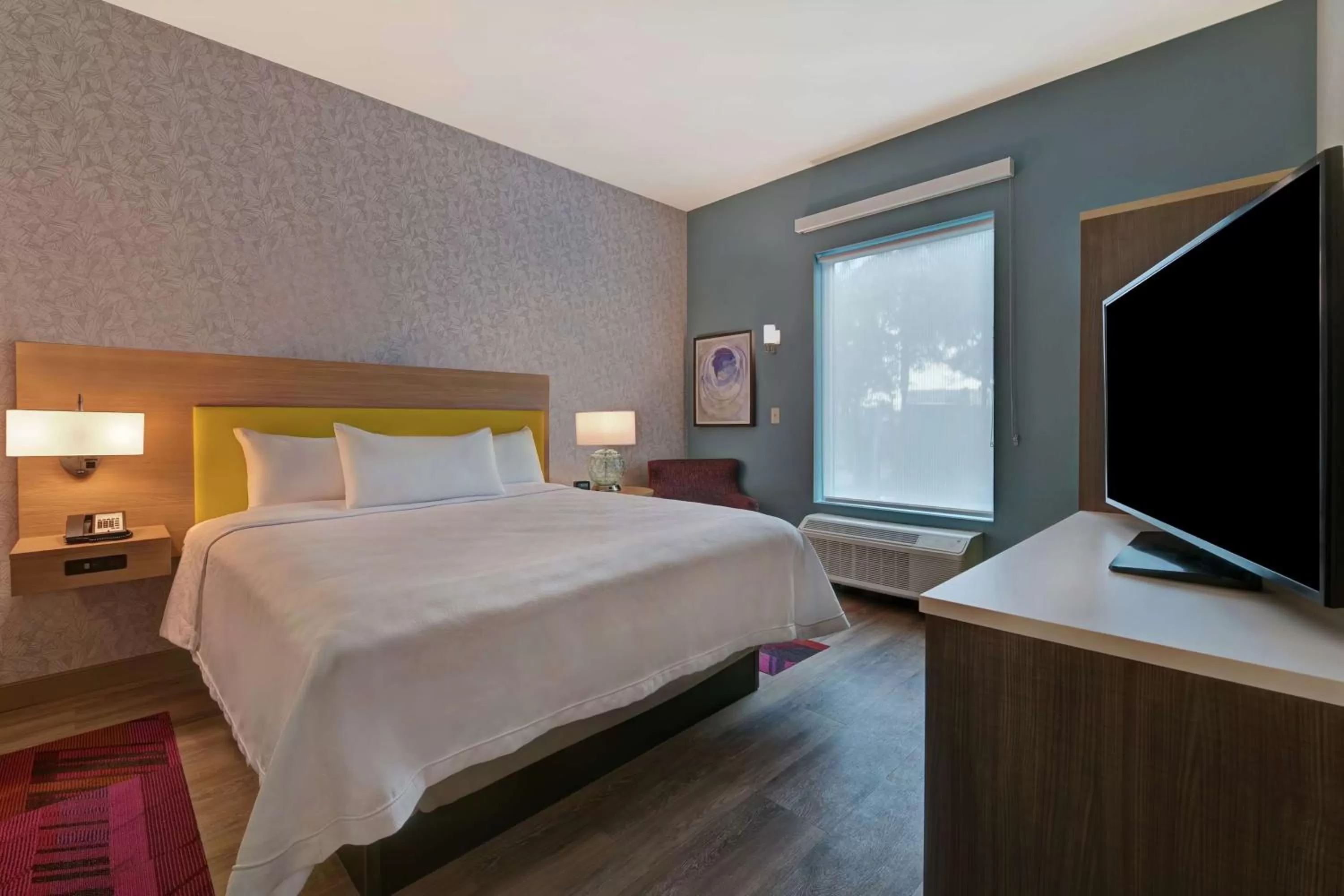 Bed in Home2 Suites By Hilton West Palm Beach Airport