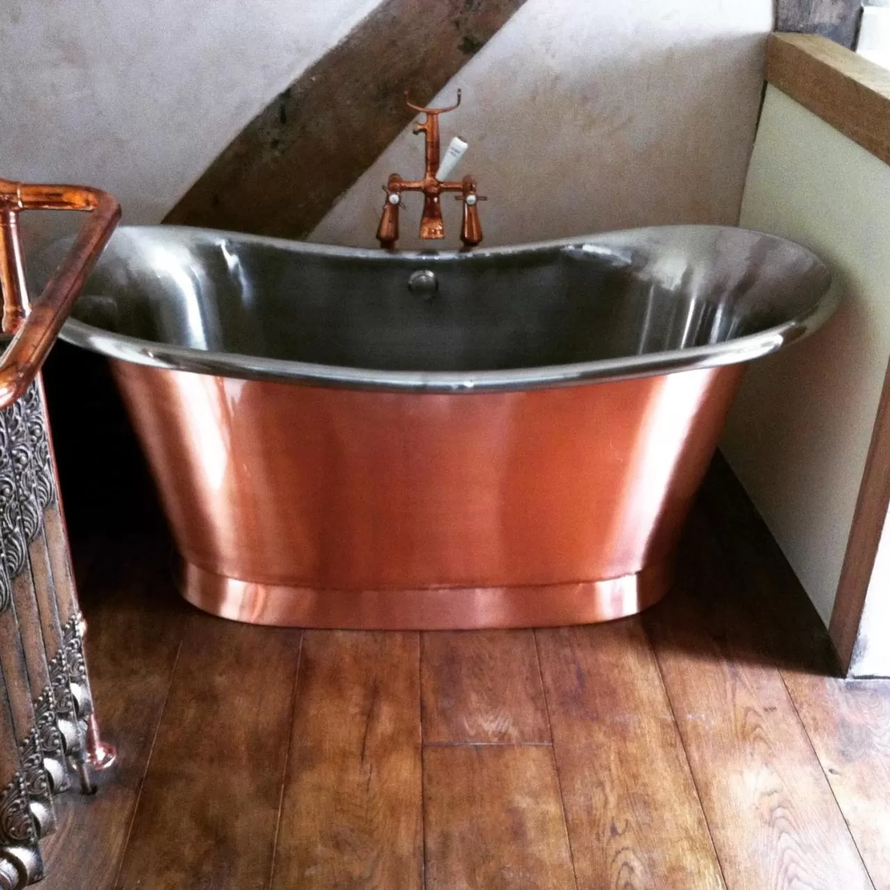 Bathroom in The Chequers Inn