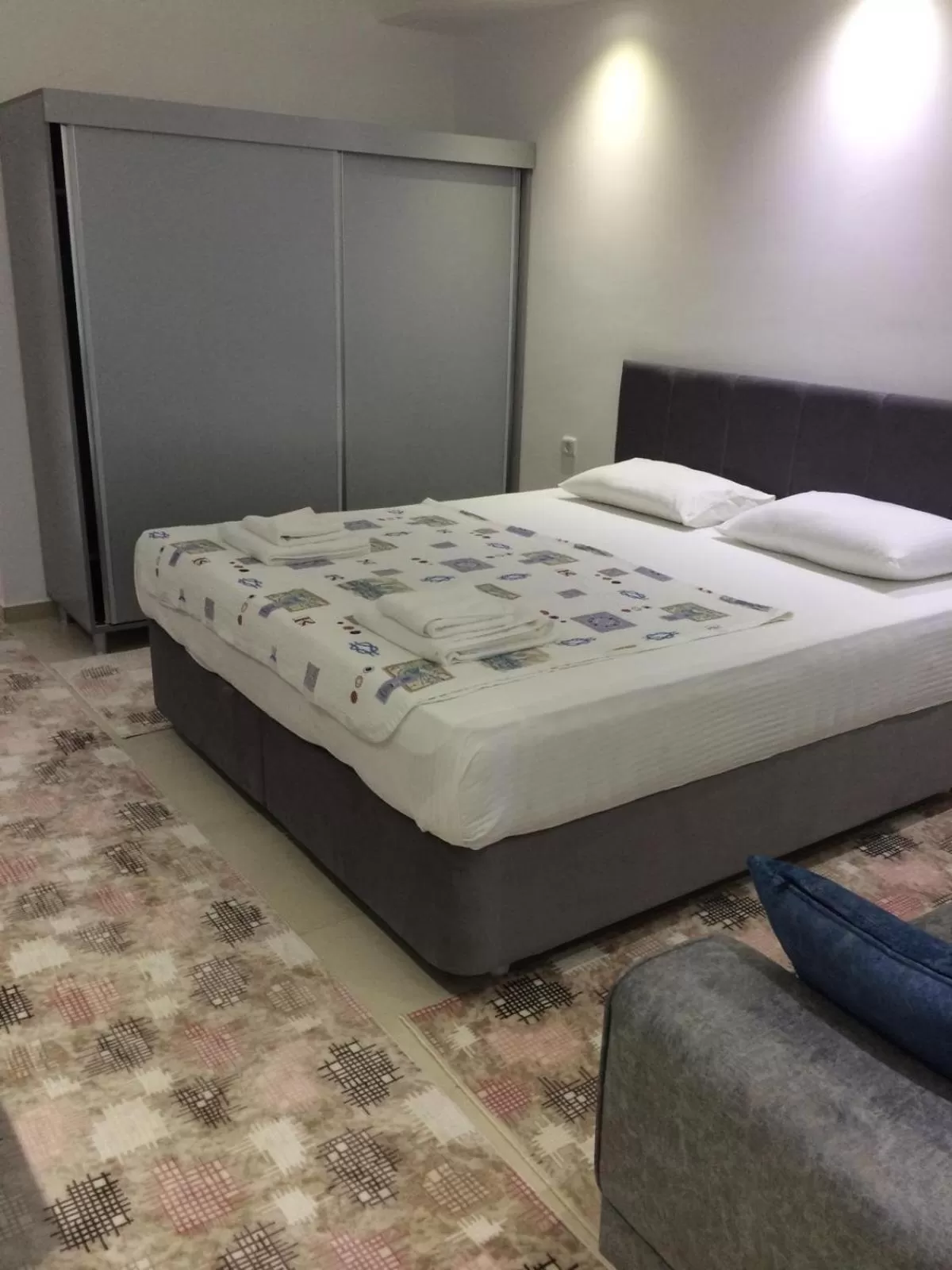 Bed in Sunset Apart Otel