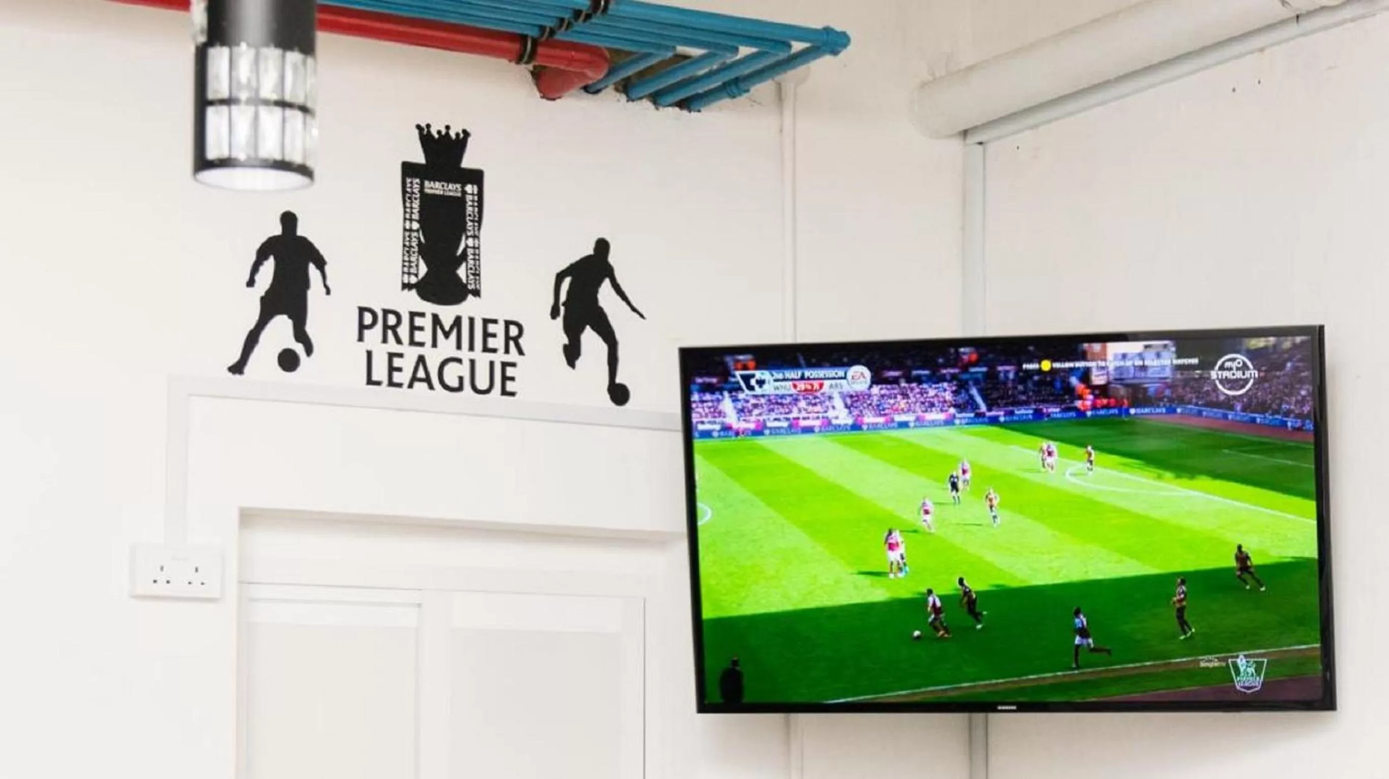 Communal lounge/ TV room in 7 Wonders Boutique Capsule