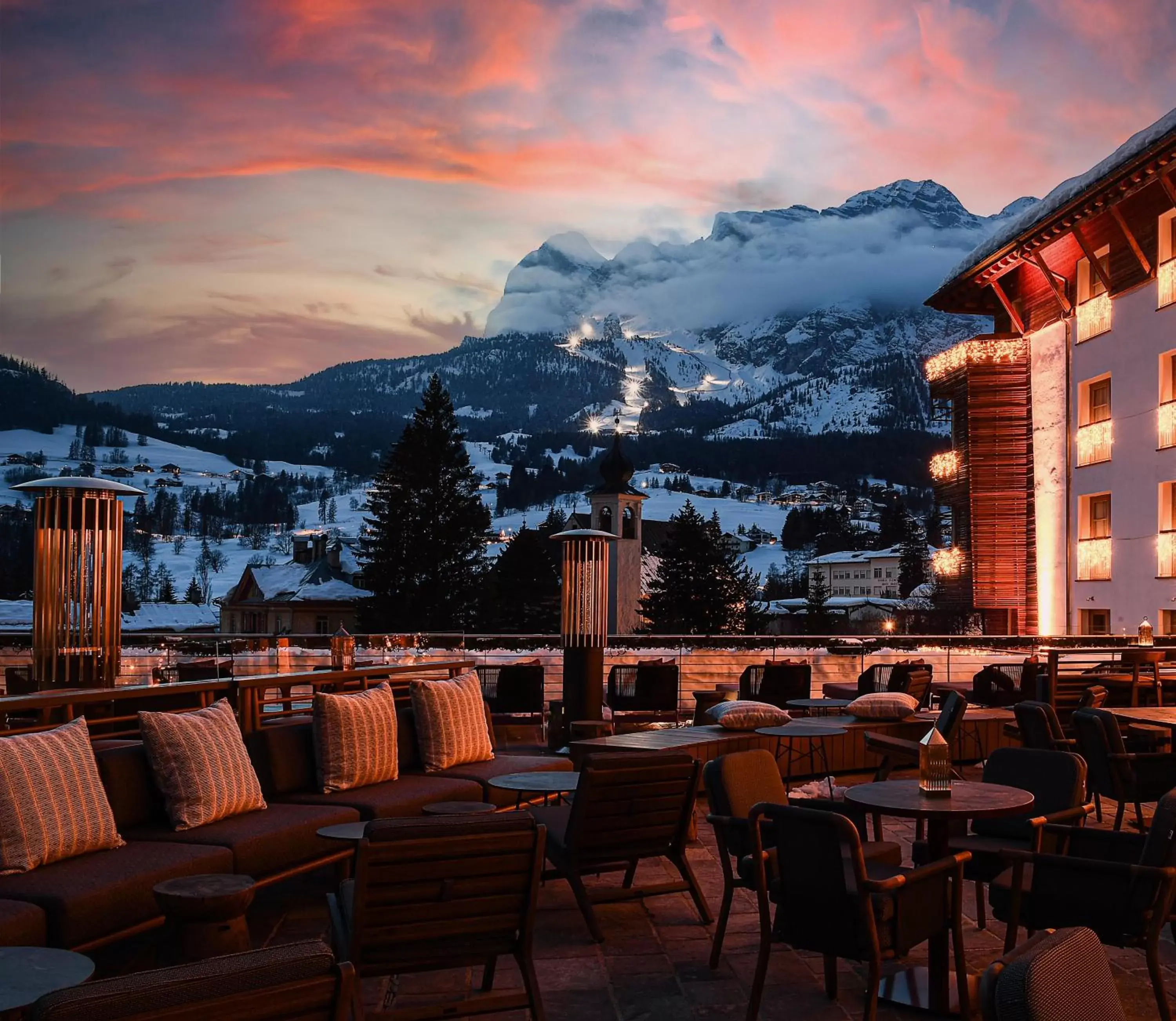 Lobby or reception, Restaurant/Places to Eat in Grand Hotel Savoia Cortina d'Ampezzo, A Radisson Collection Hotel