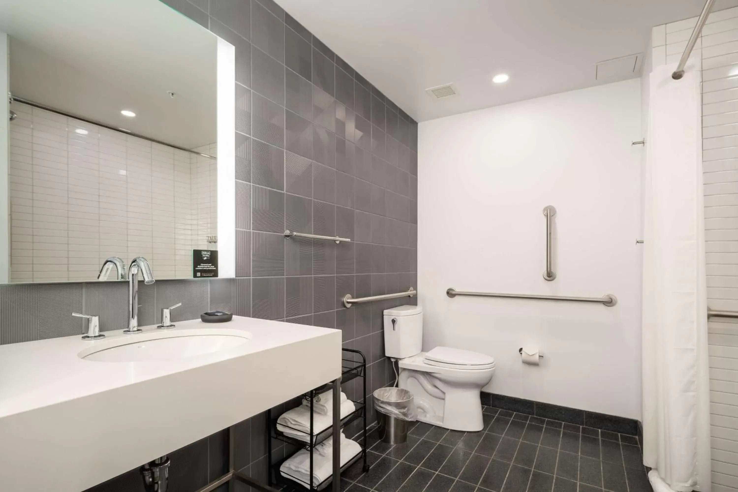 Bathroom in Motto by Hilton Philadelphia Rittenhouse Square