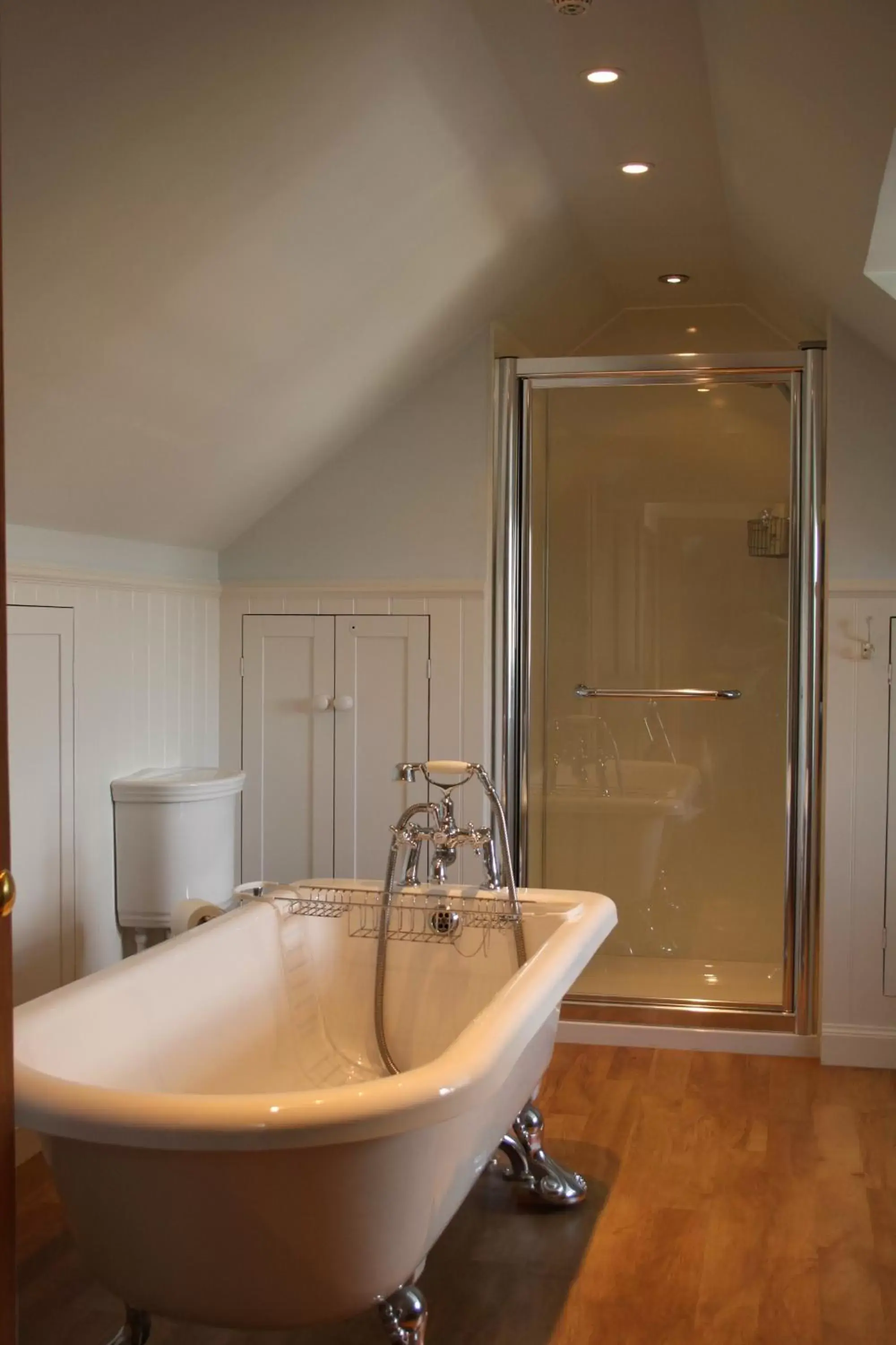 Bathroom in Dunallan Guest House