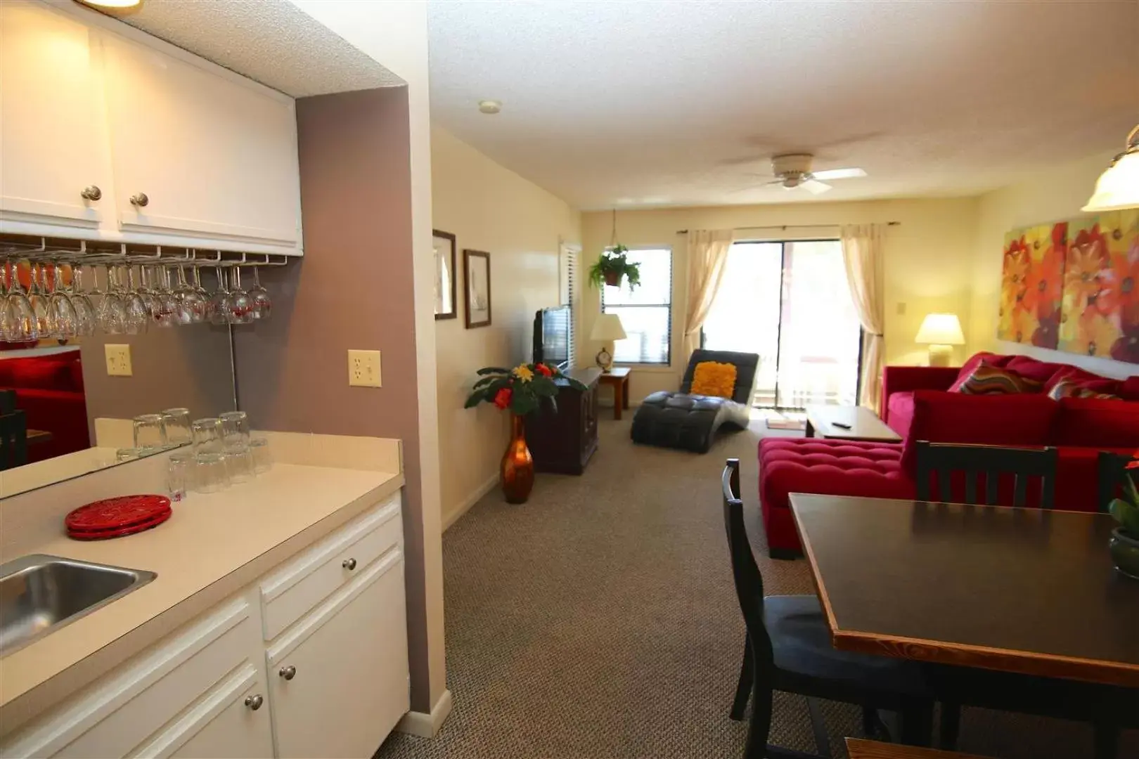 Seating area in Beach Vacation Condos