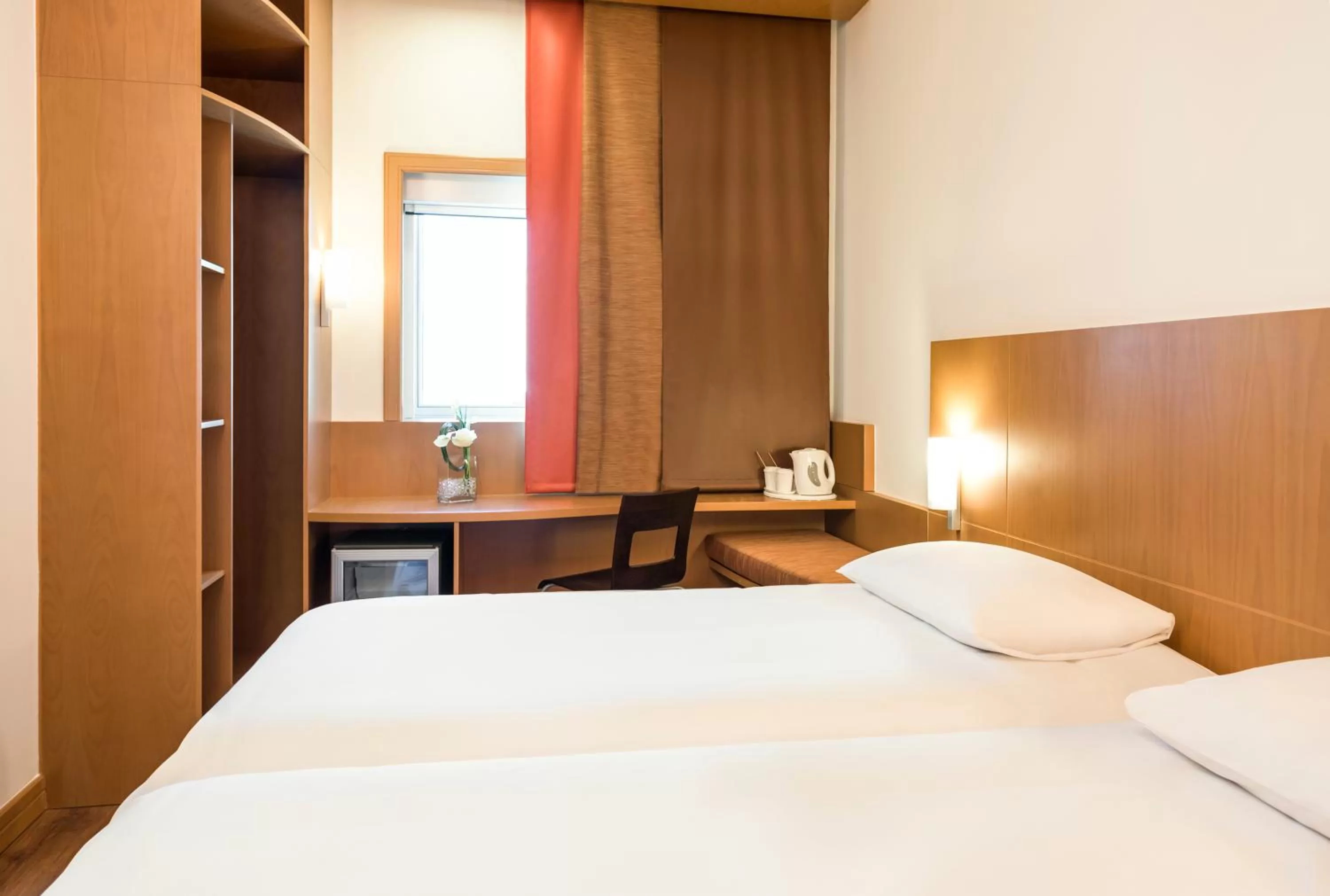 Bed in Ibis Fujairah