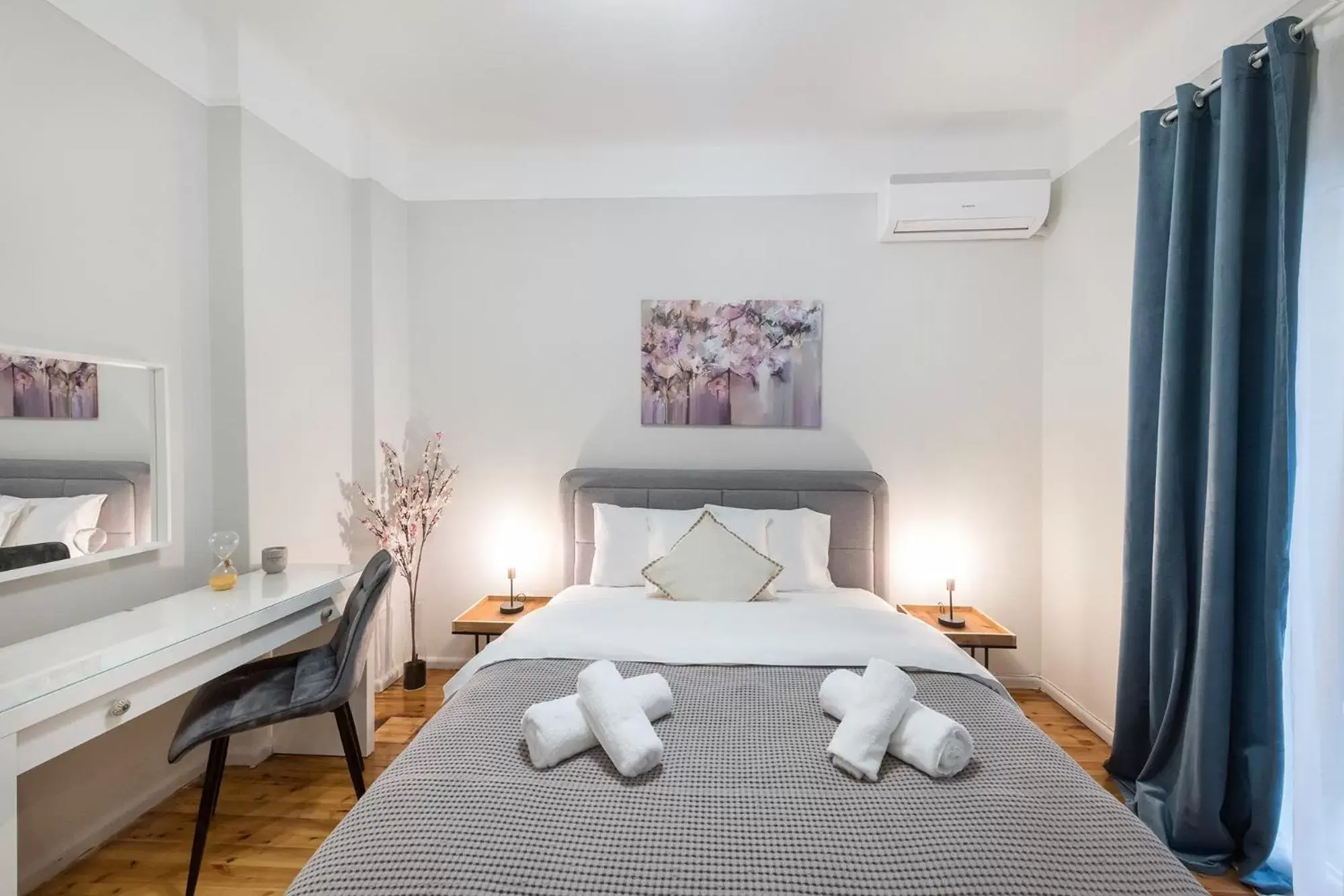 Bed in Porto Sea View Apartments - Kypriou