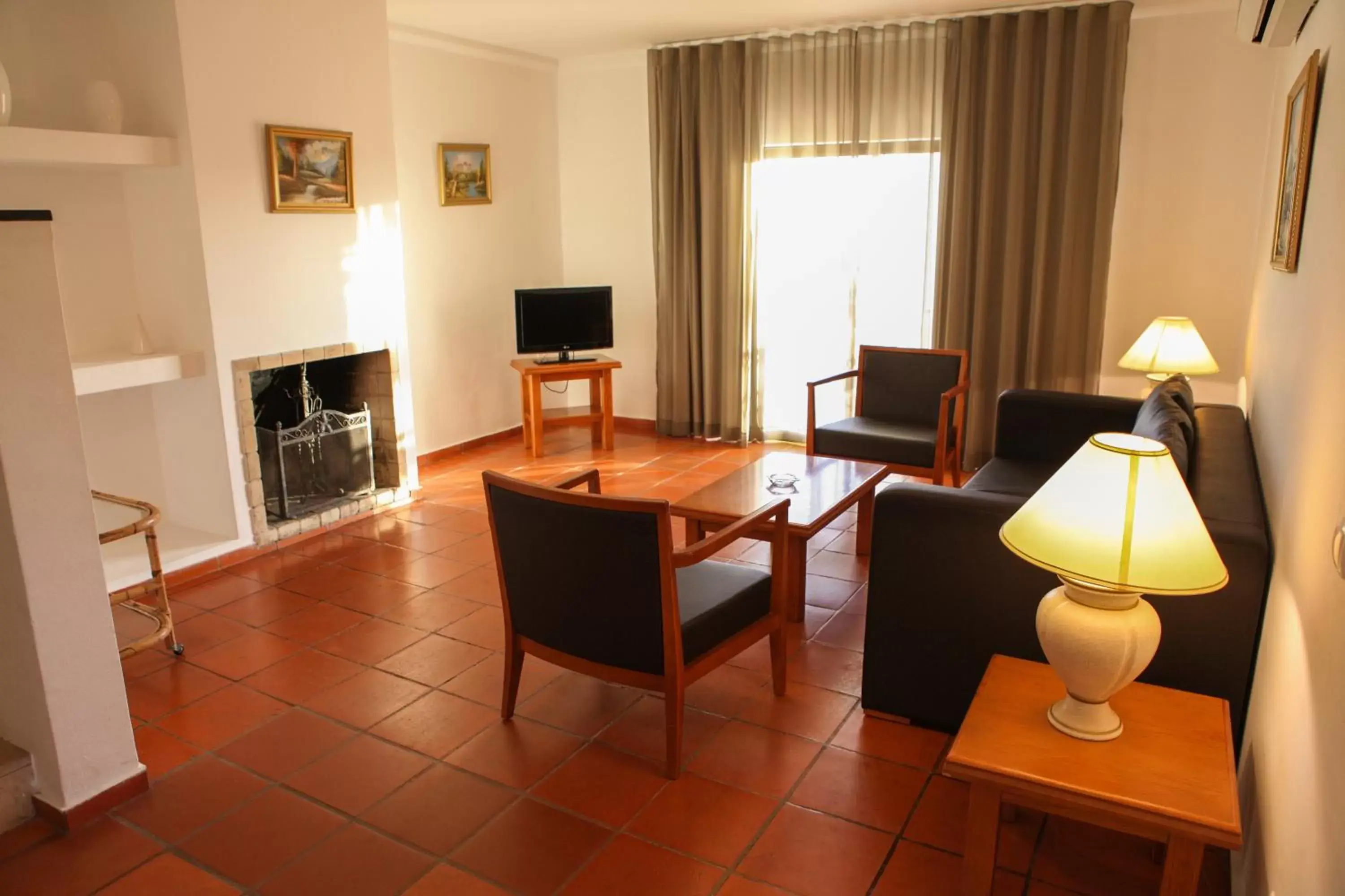 Superior Three-Bedroom Apartment in Clube Vilarosa