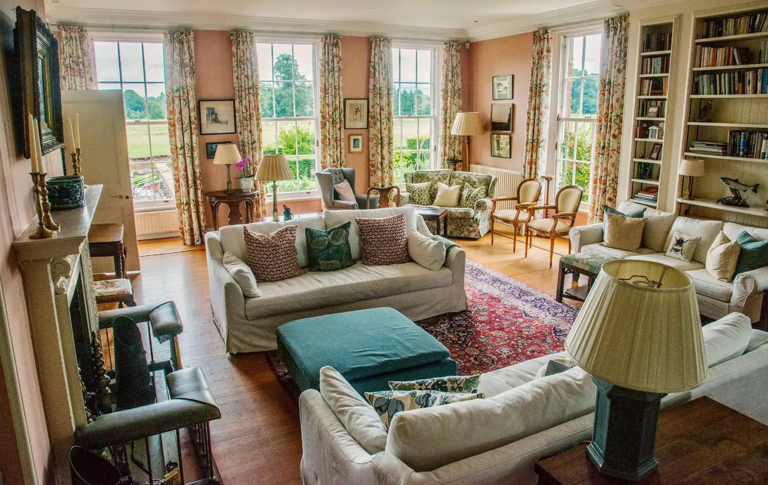 Living room, Seating Area in Warwick Hall