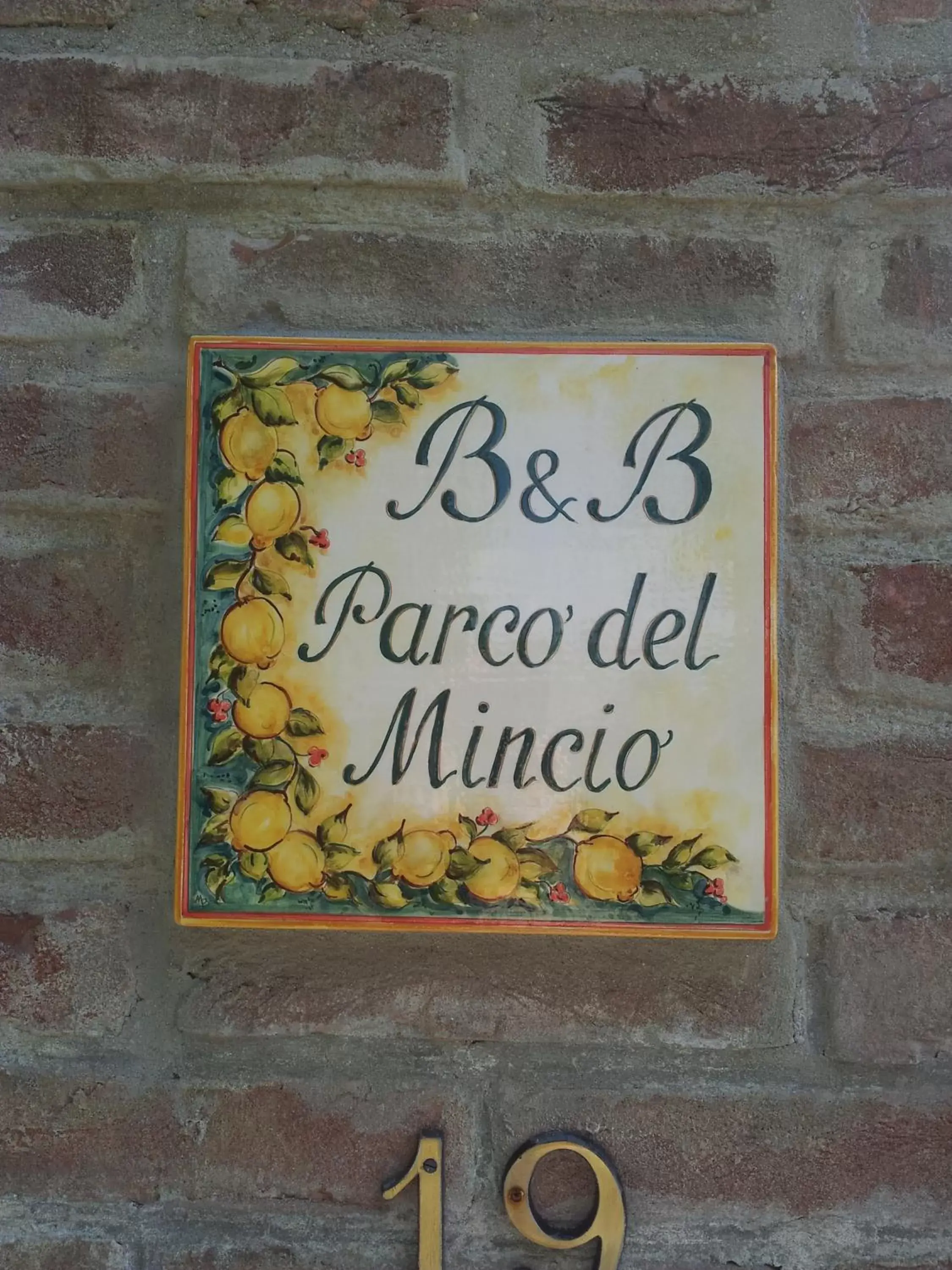 Property logo or sign in BB Parco del Mincio