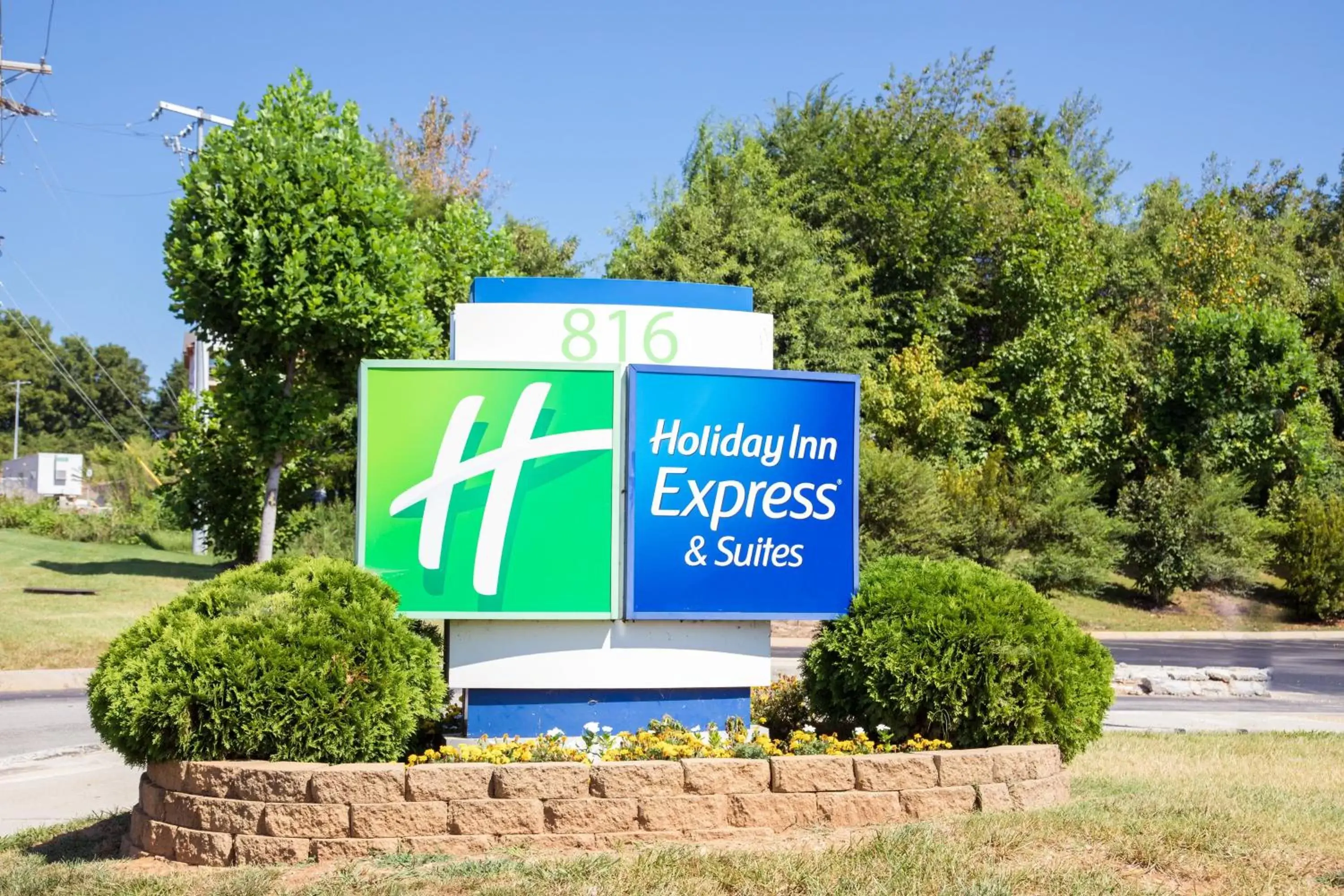 Property building in Holiday Inn Express & Suites Knoxville-Farragut, an IHG Hotel