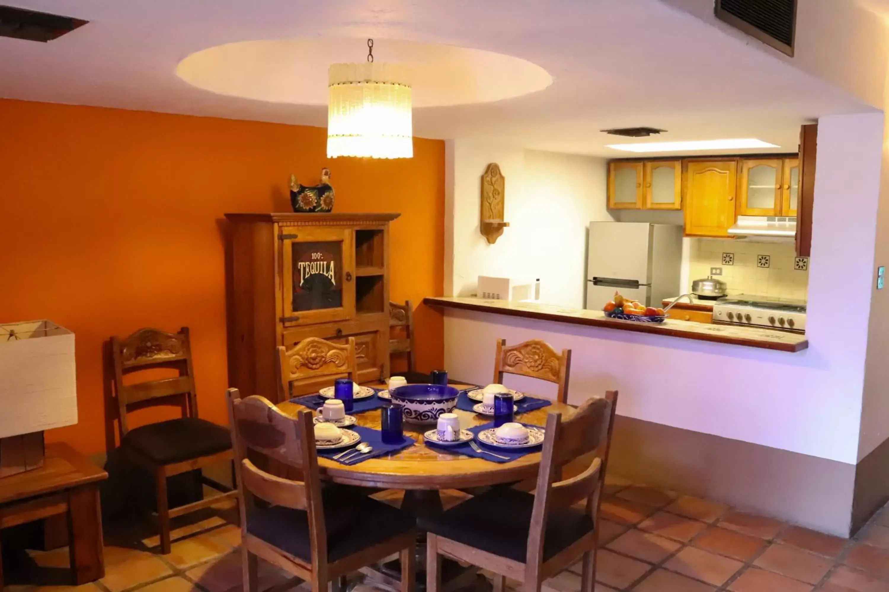 Dining Area in Villas El Rancho Green Resort