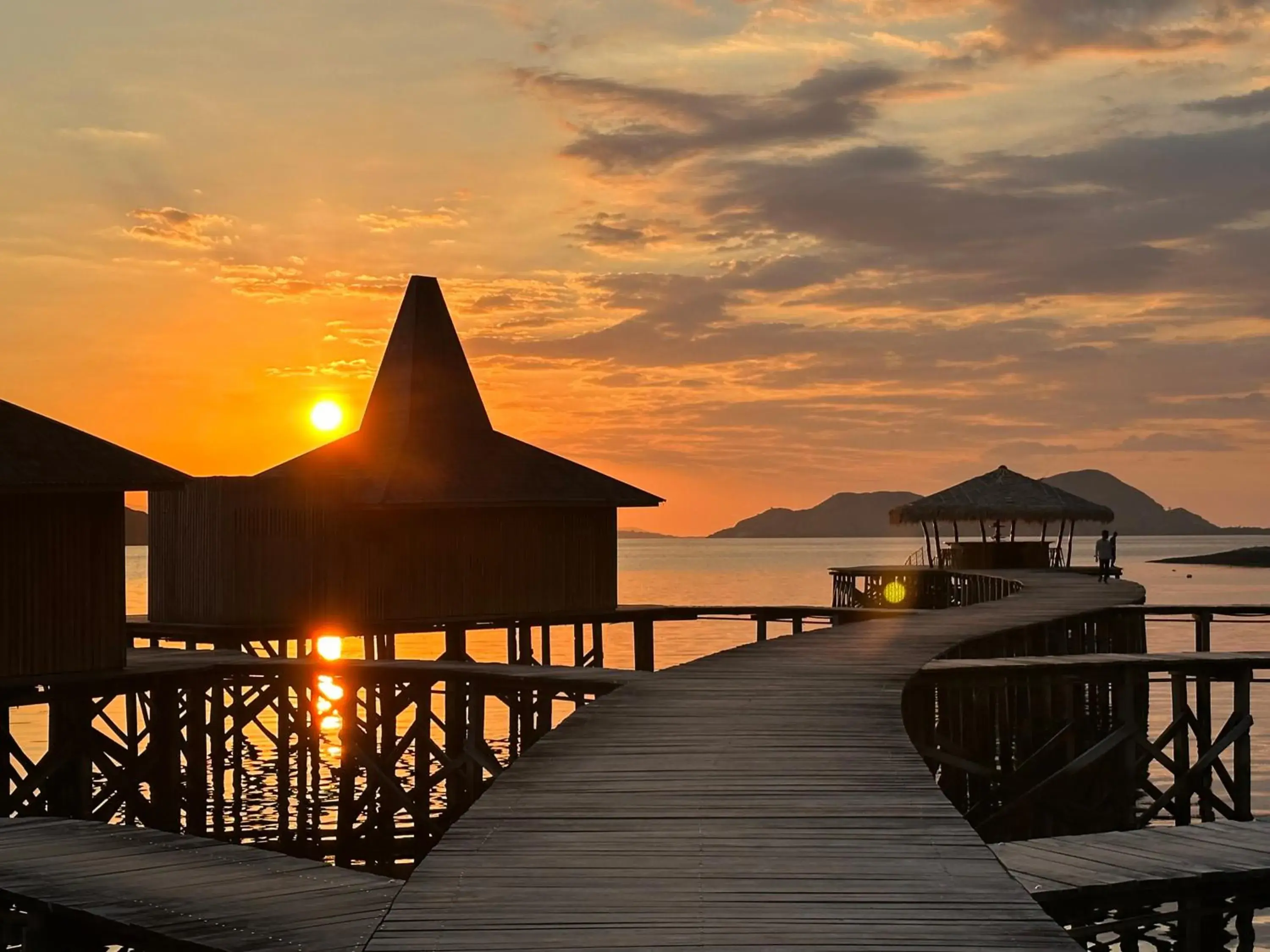 Sea view, Sunrise/Sunset in Menjaga Bay