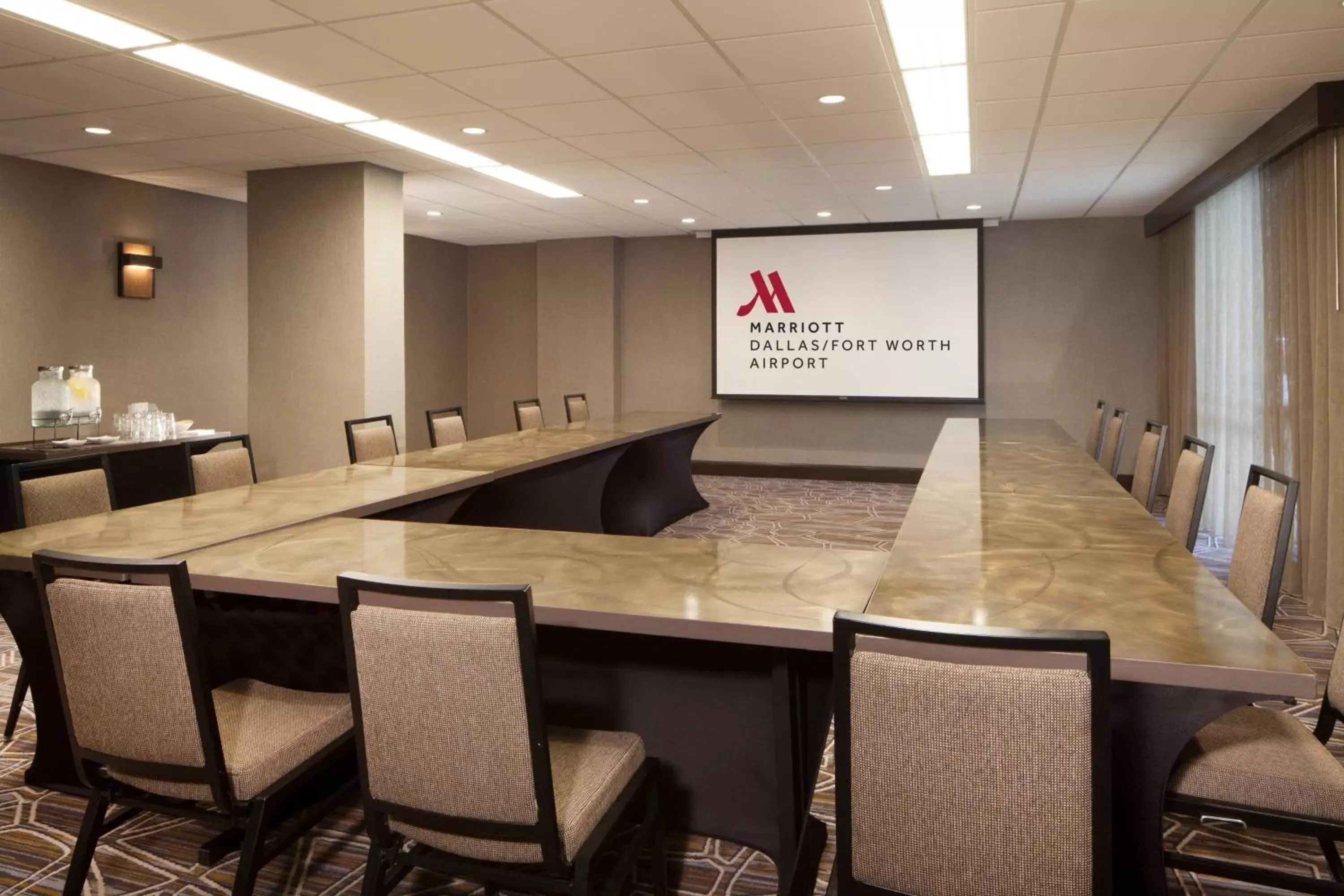 Meeting/conference room in Dallas/Fort Worth Airport Marriott