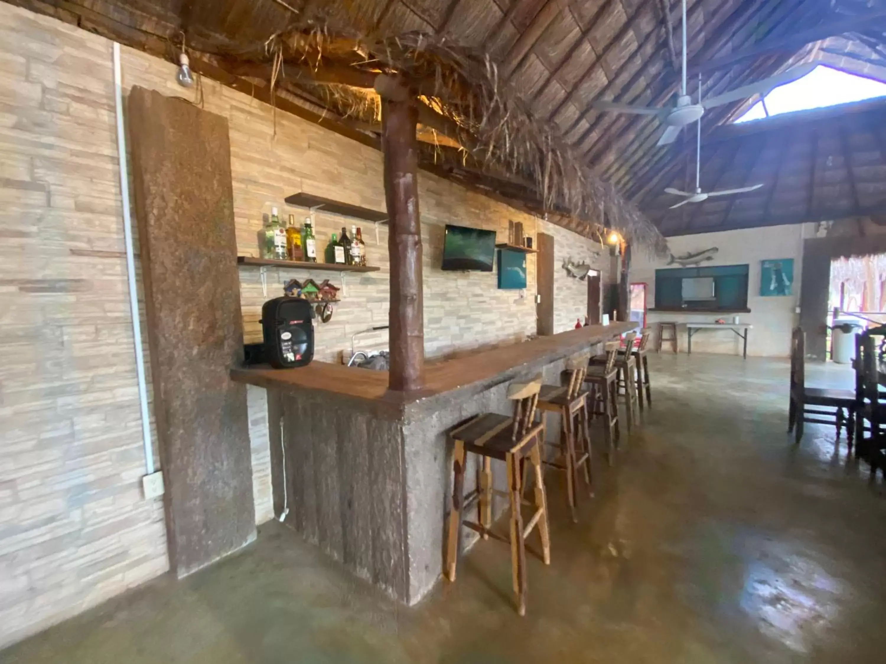 Restaurant/places to eat, Lounge/Bar in Mangrove King Fishing Lodge