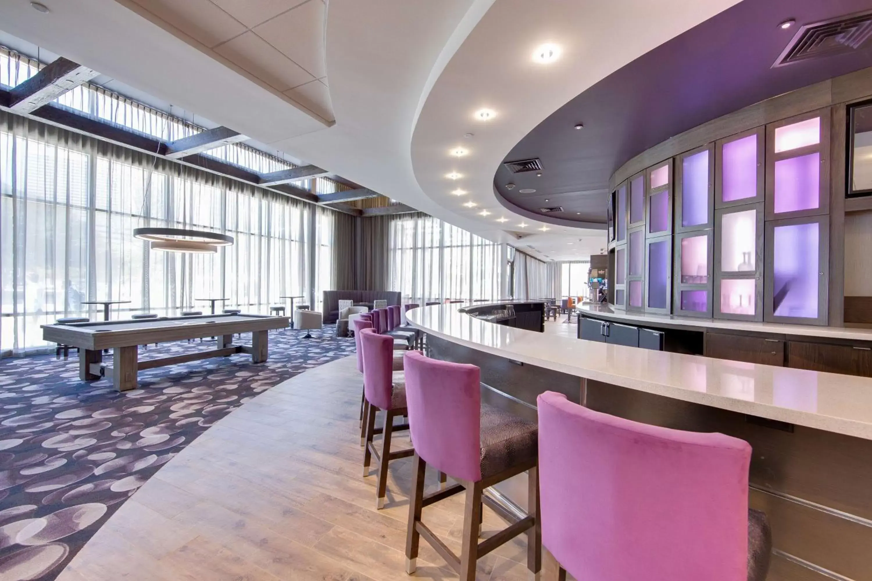 Dining area, Restaurant/Places to Eat in Hampton Inn & Suites Fort Worth Downtown