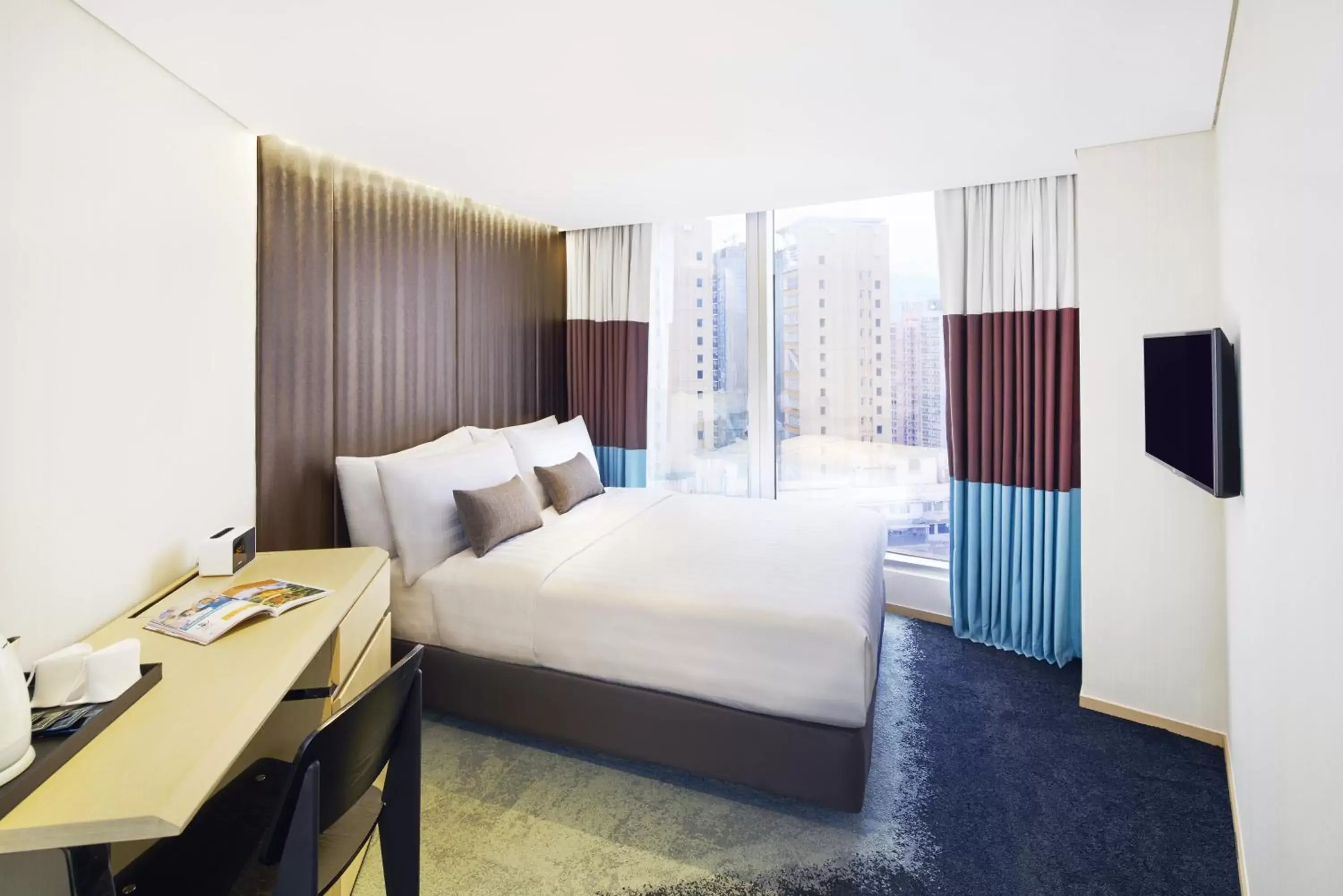 Bedroom, Bed in Hotel 108, Hong Kong