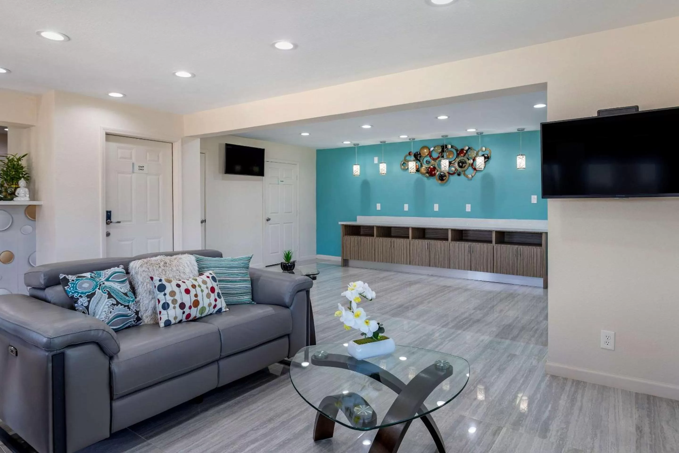 Lobby or reception in Rodeway Inn