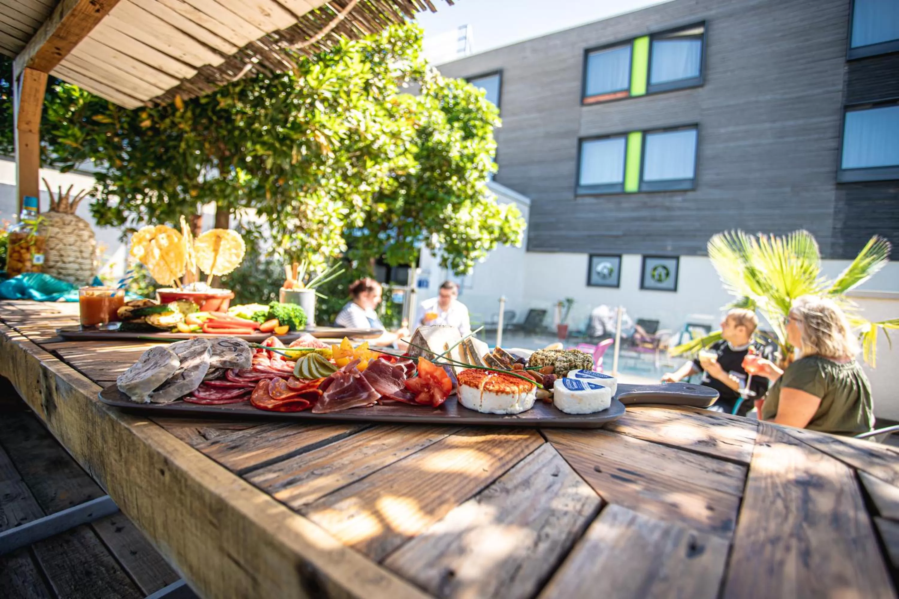 Patio in Campanile Carcassonne Est - La Cité