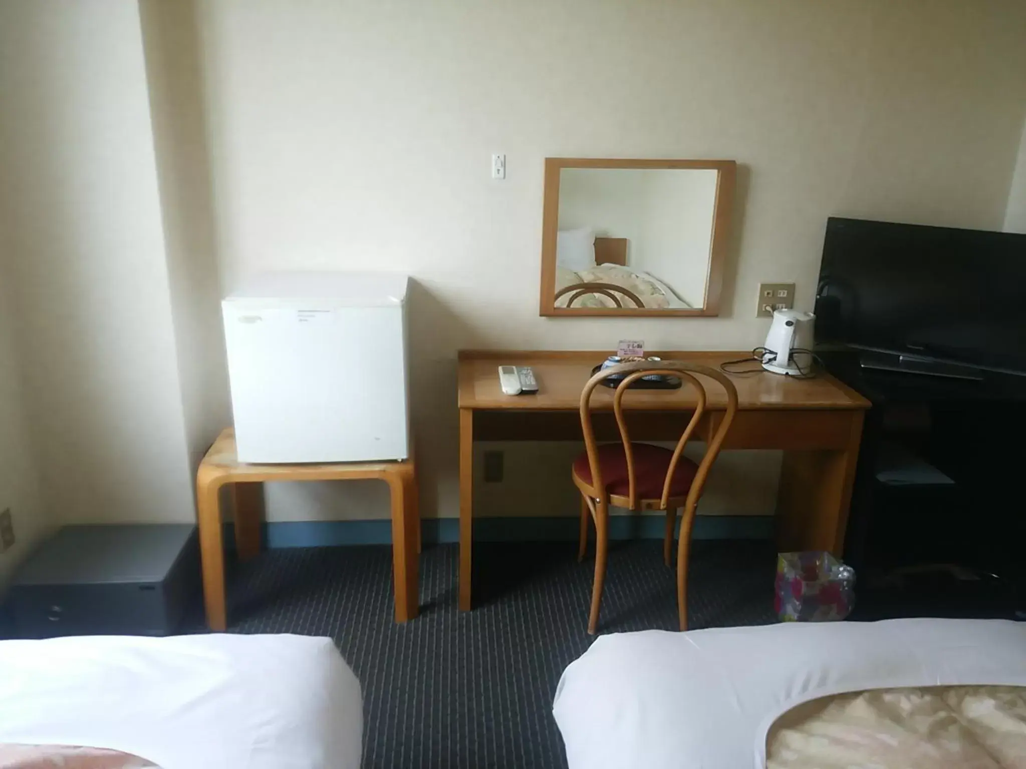 Photo of the whole room, TV/Entertainment Center in Royal Hotel Kawaguchiko