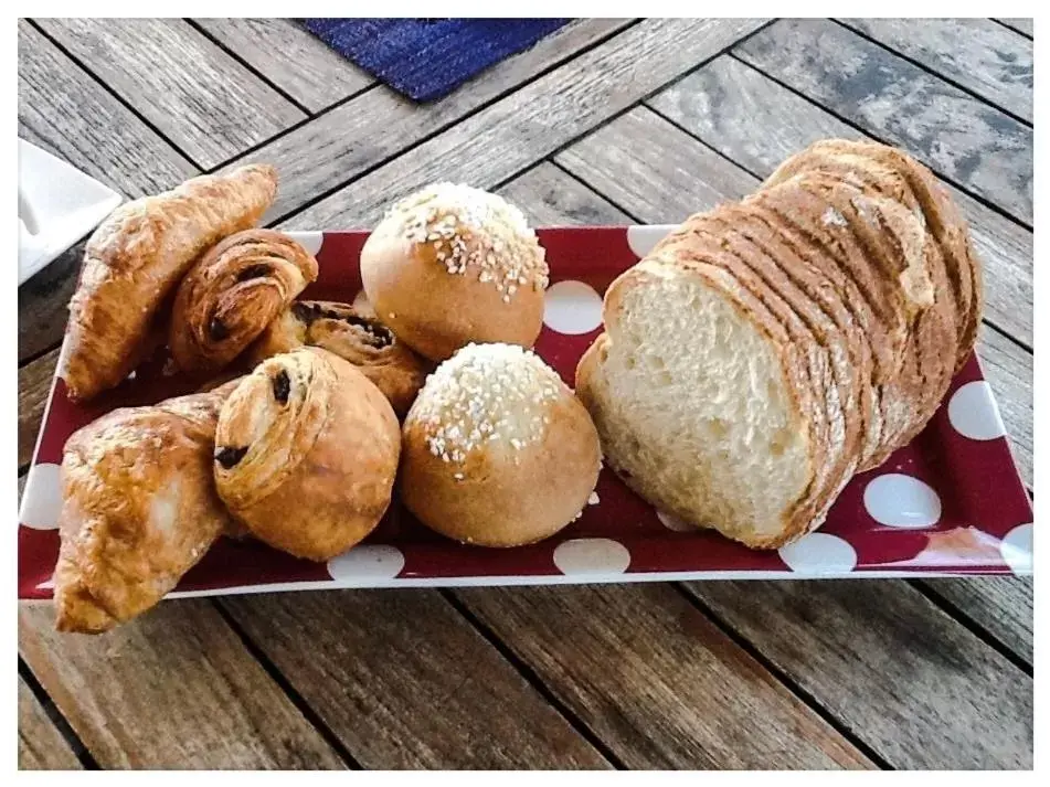 Food close-up in Le Mazet Chambre d'Hôtes