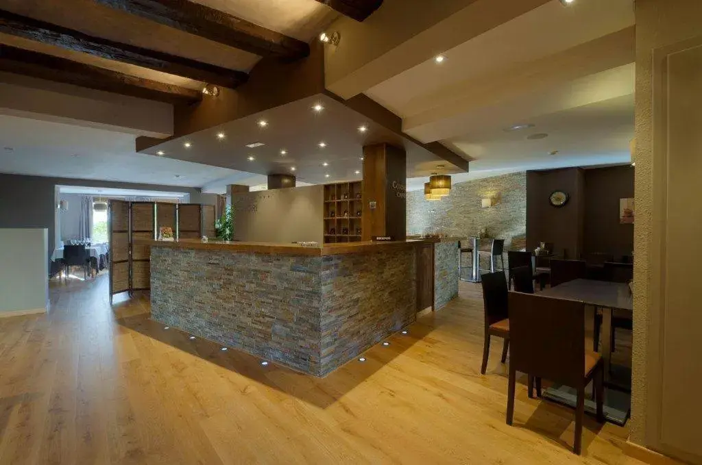 Dining area, Lobby/Reception in Hotel Cotori