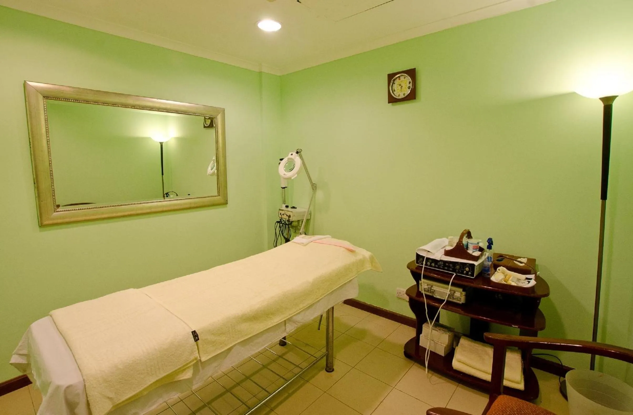 Massage in White Sands Hotel