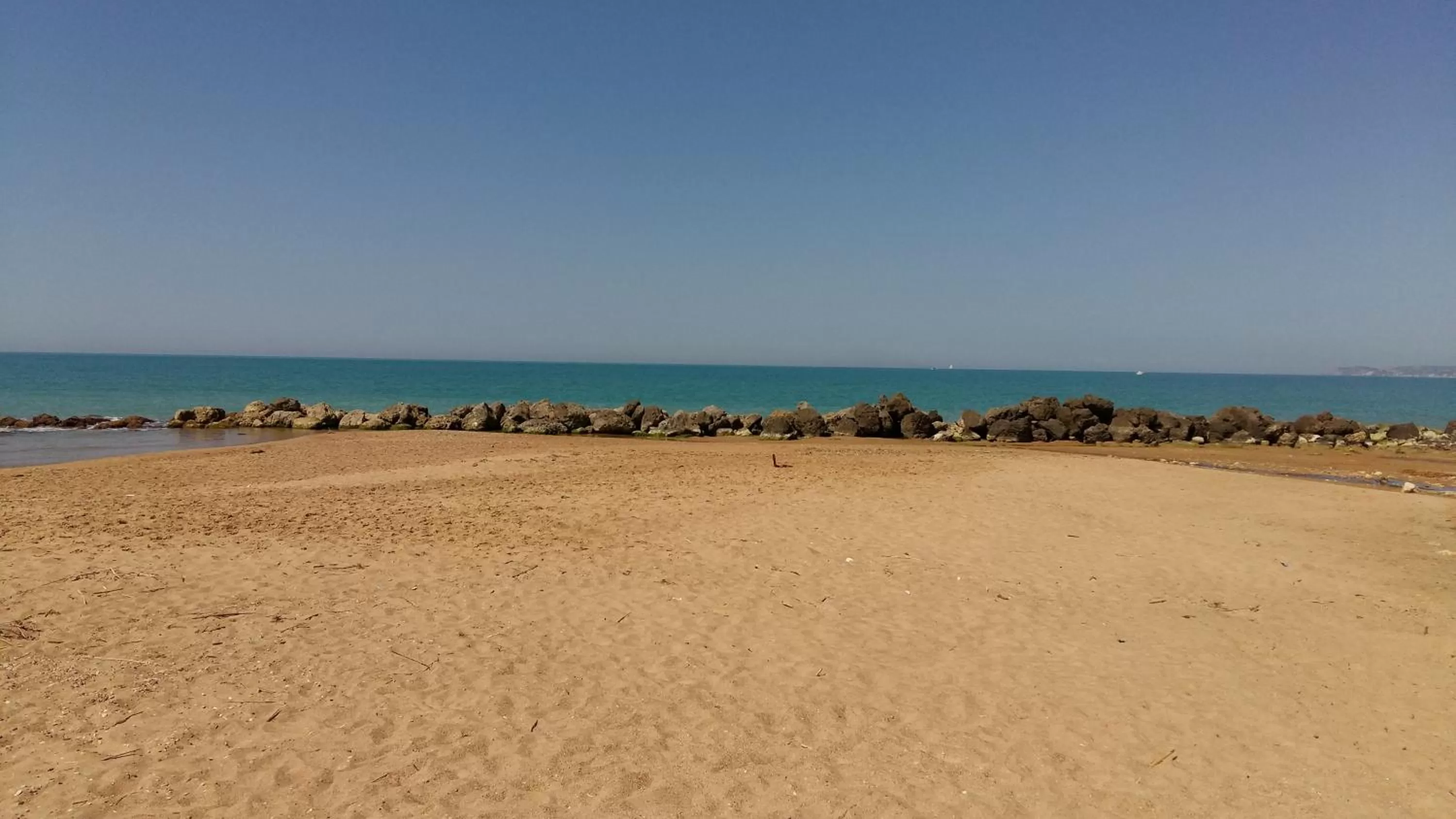 Beach in Vento di Tramontana