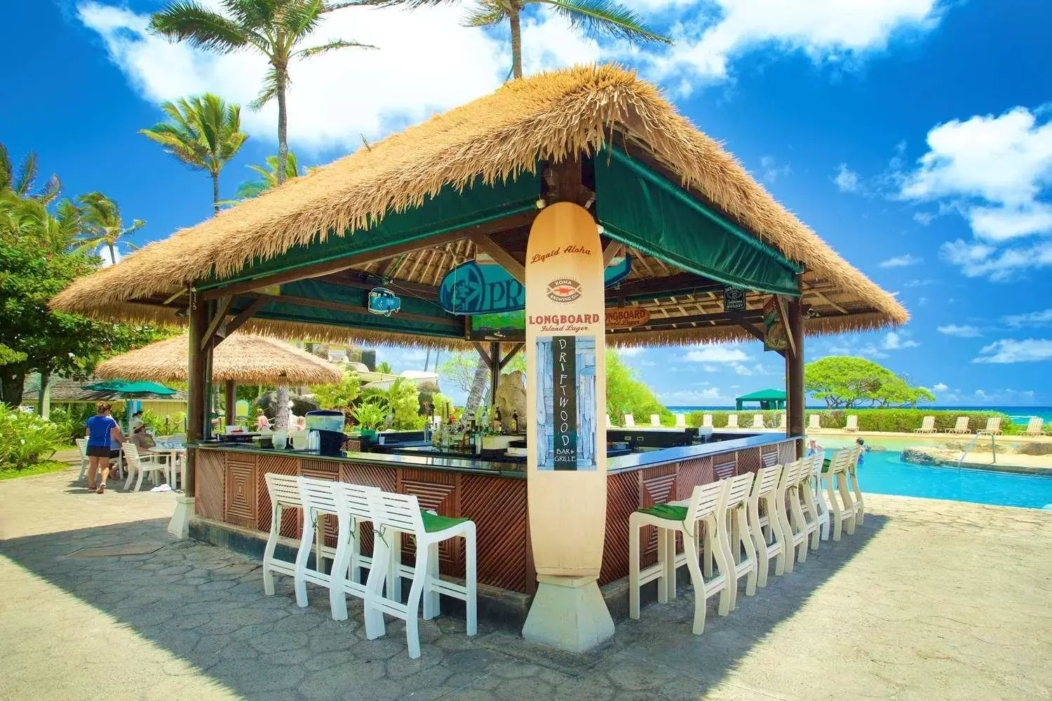 Lounge or bar in OUTRIGGER Kaua'i Beach Resort & Spa
