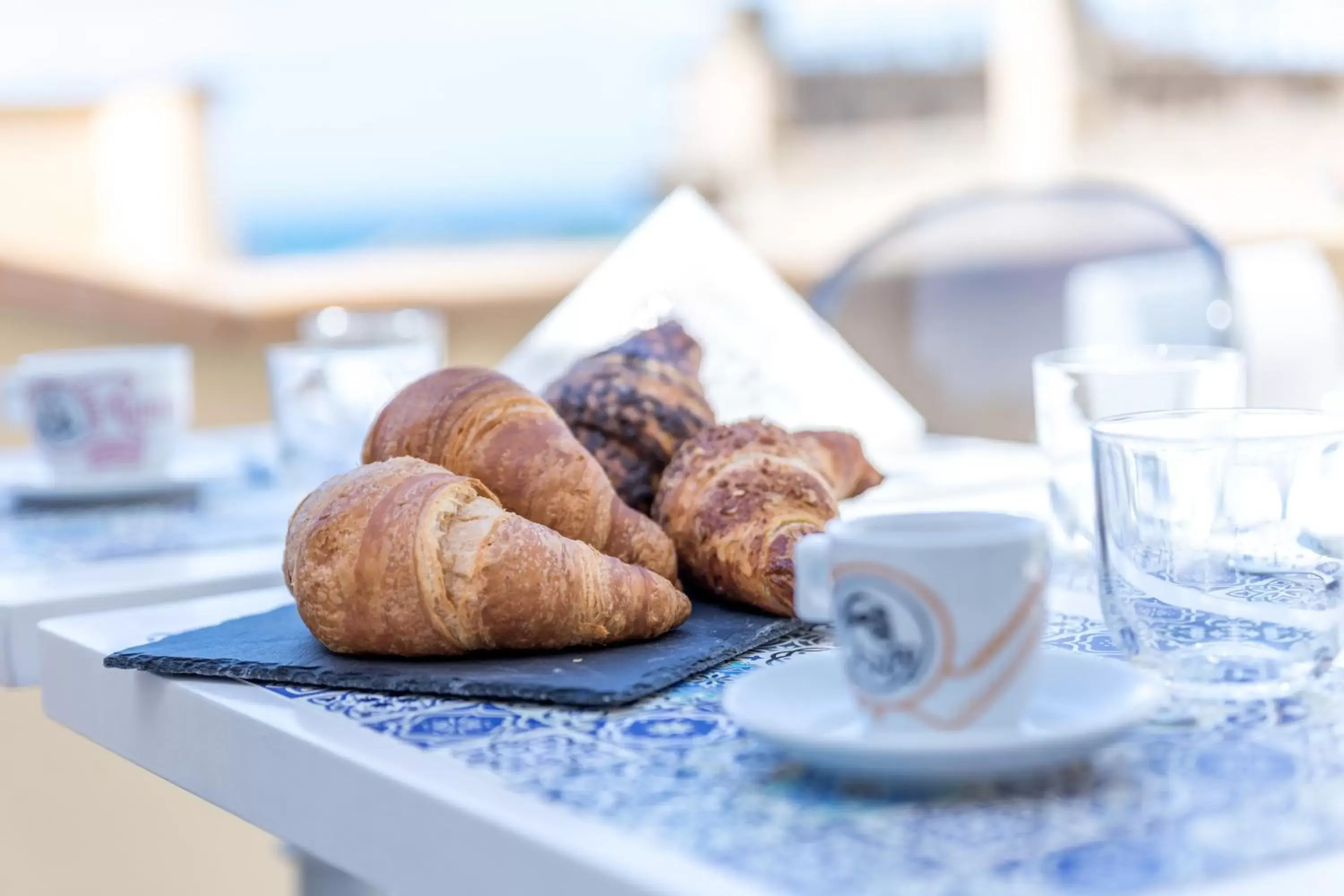 Breakfast in Kèramos Luxury Rooms