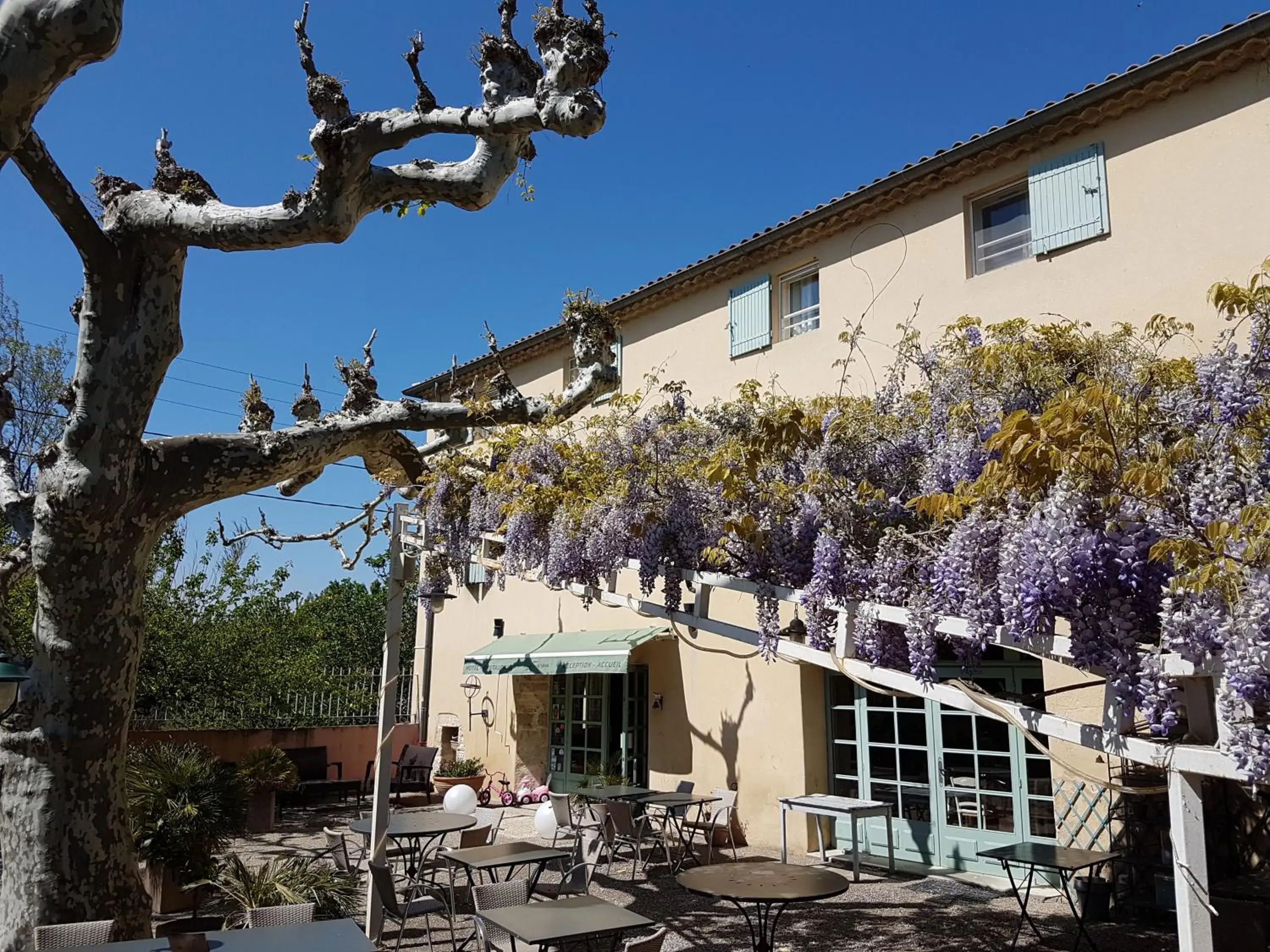 Property Building in Hotel Restaurant la Ferme