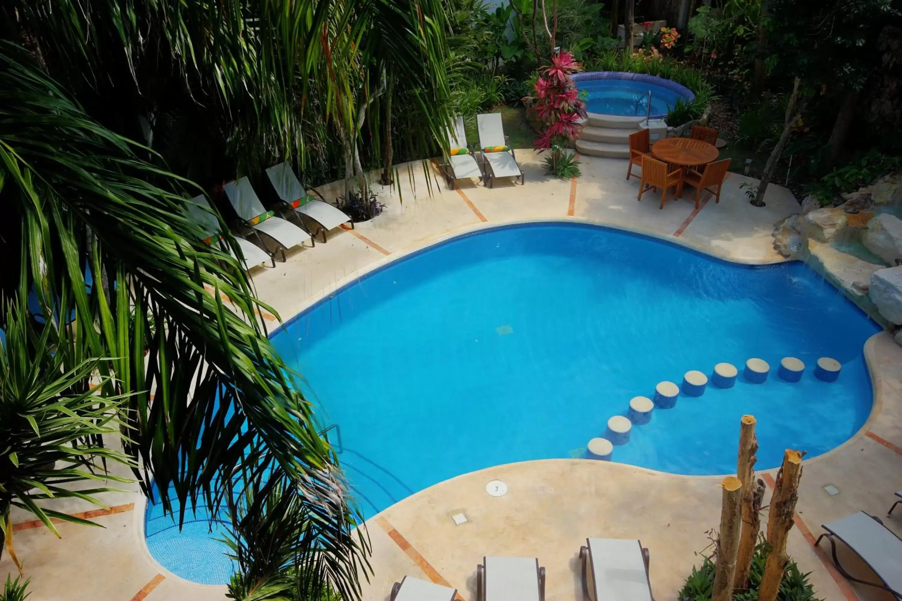 Swimming pool, Pool View in Riviera Maya Suites