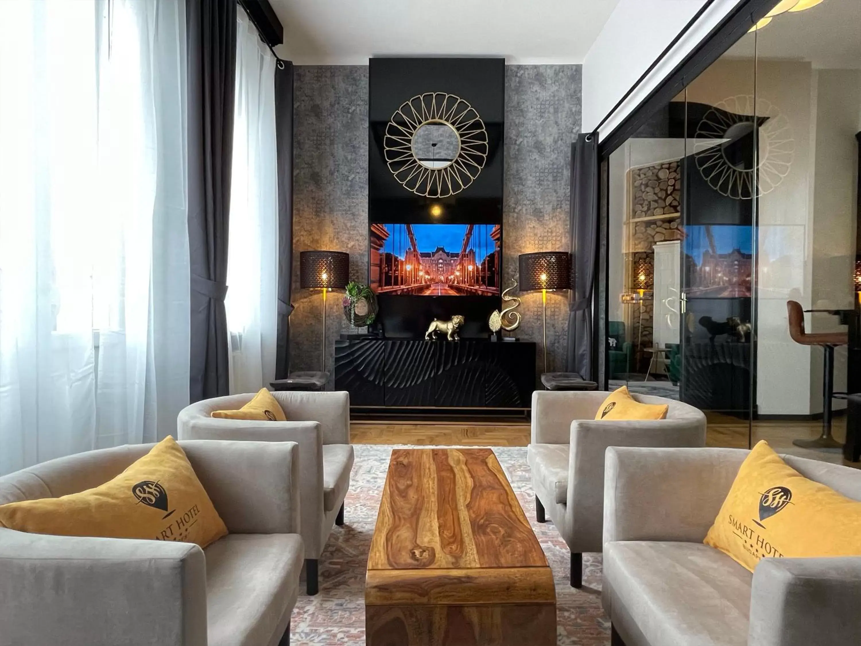 Living room, Lounge/Bar in Smart Hotel Budapest