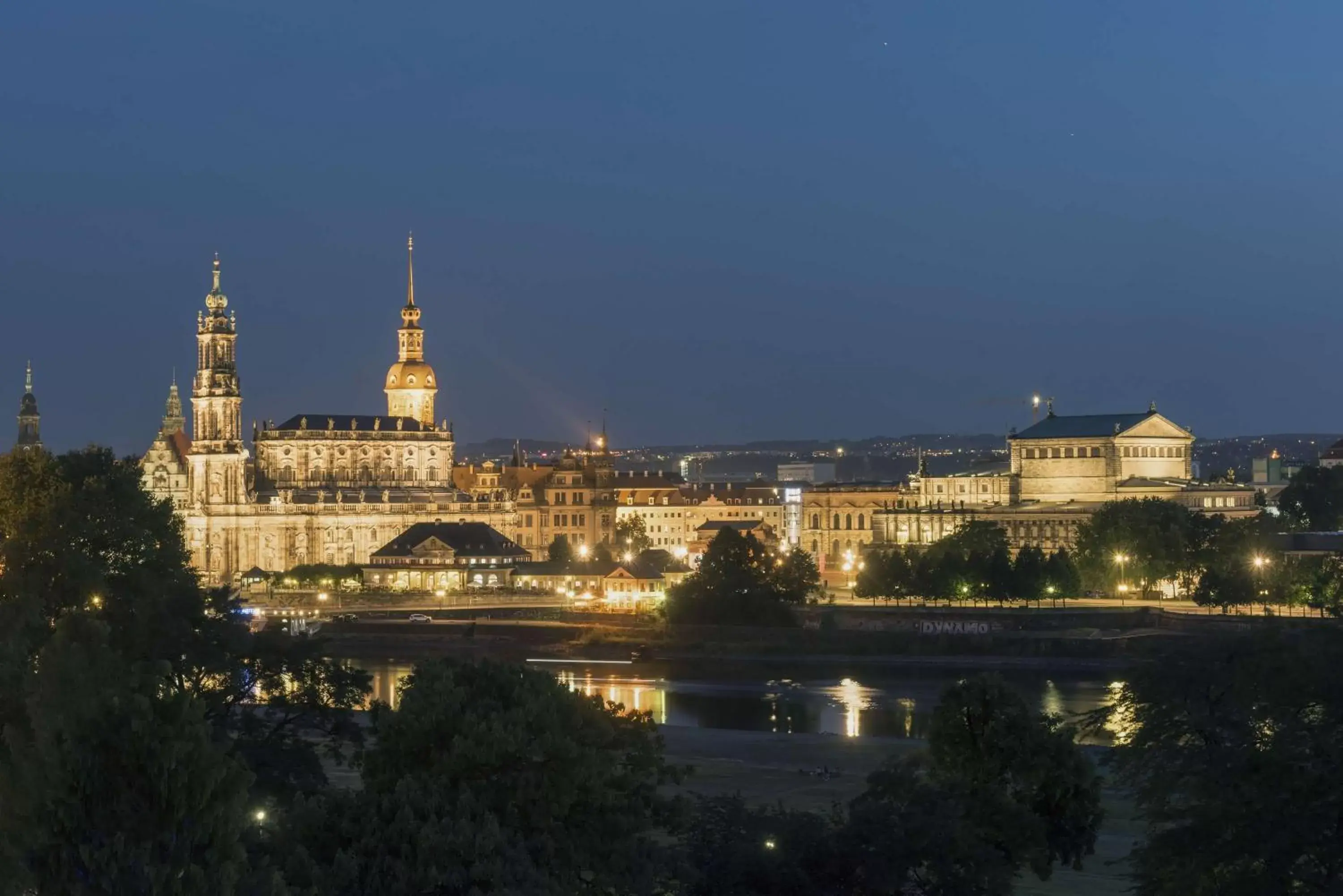 Nearby landmark in Maritim Hotel Dresden