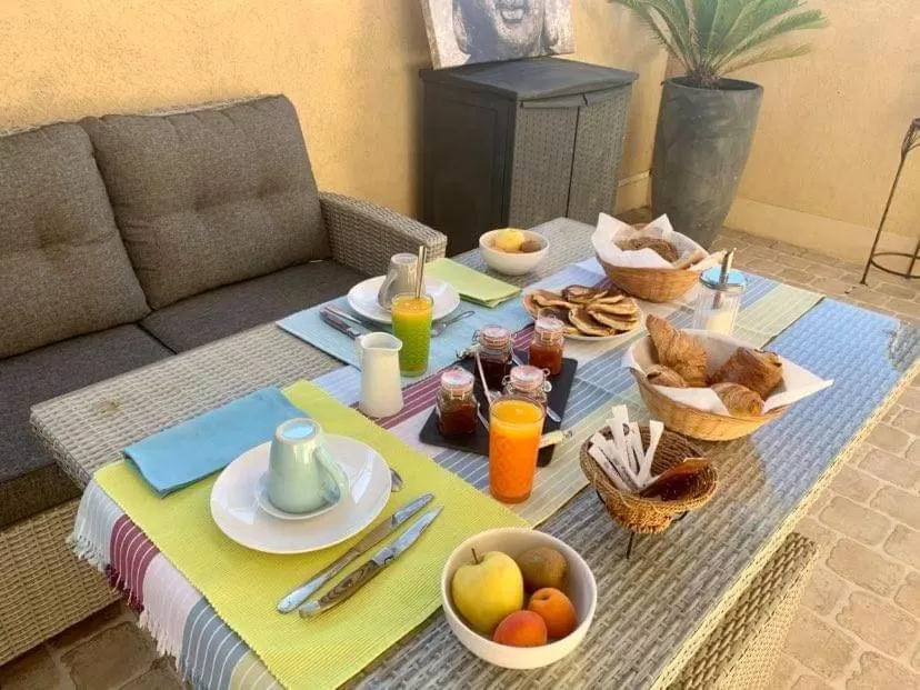 Breakfast in Chambre fiora