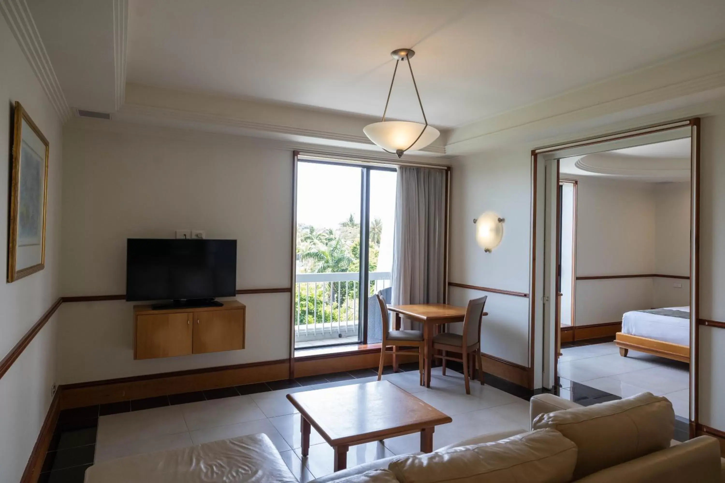 Living room, Seating Area in Mindil Beach Casino Resort