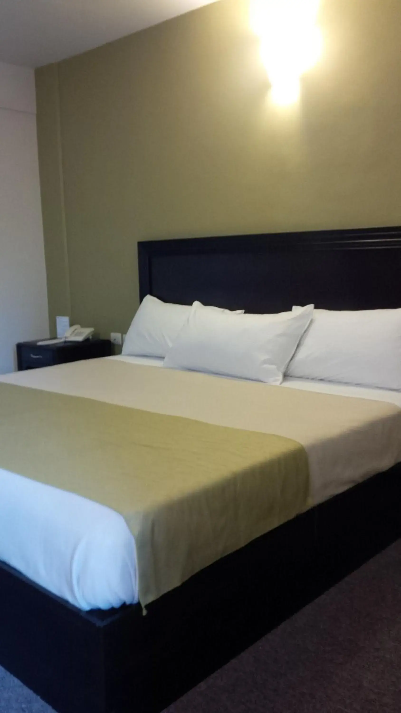 Bed in CHN Hotel Monterrey Santa Fe Bed in CHN Hotel Monterrey Santa Fe