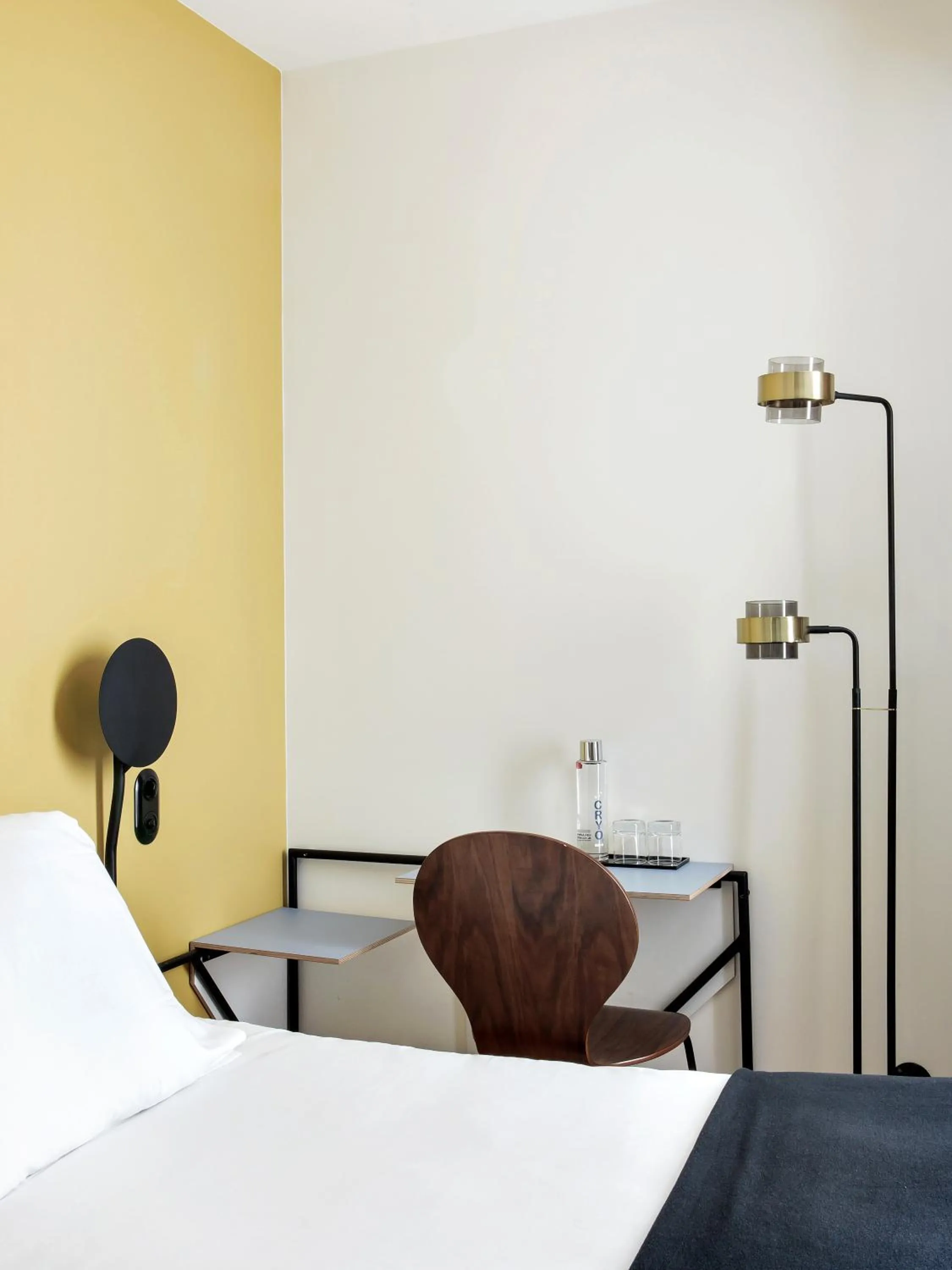 Bed in New Hotel Le Voltaire