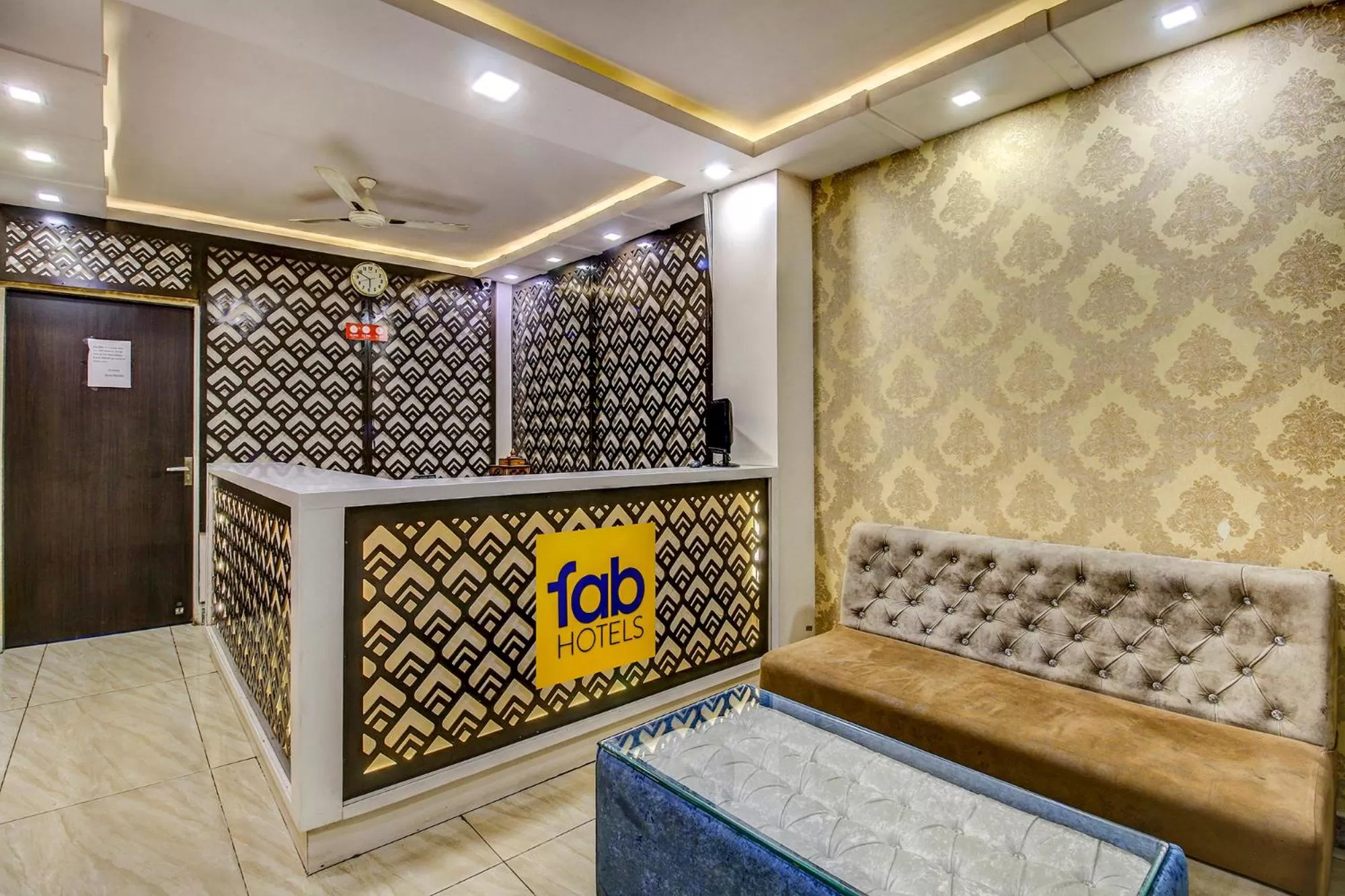 Lobby or reception in FabHotel CSFC Near Bhopal Railway Station