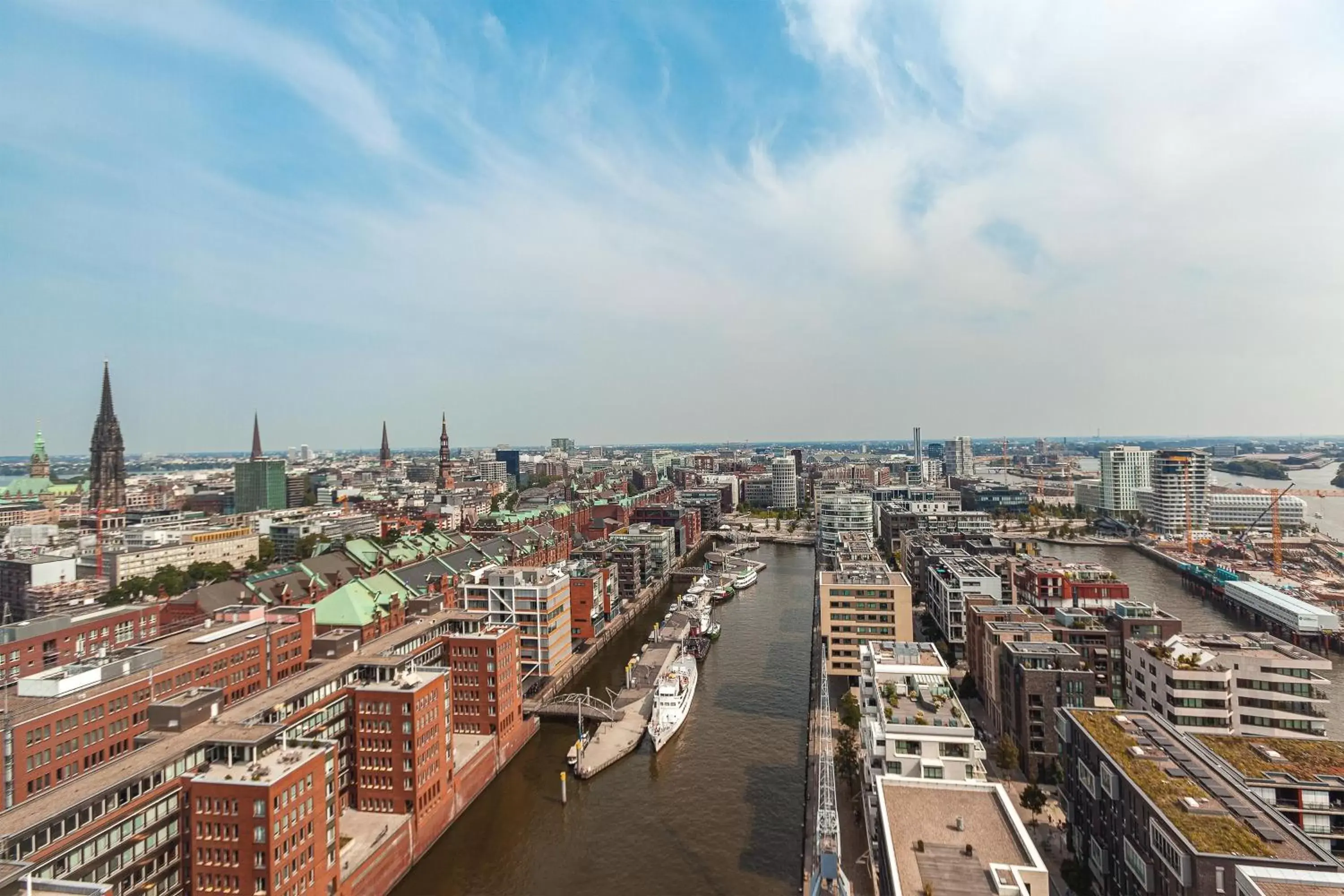 Photo of the whole room in The Westin Hamburg