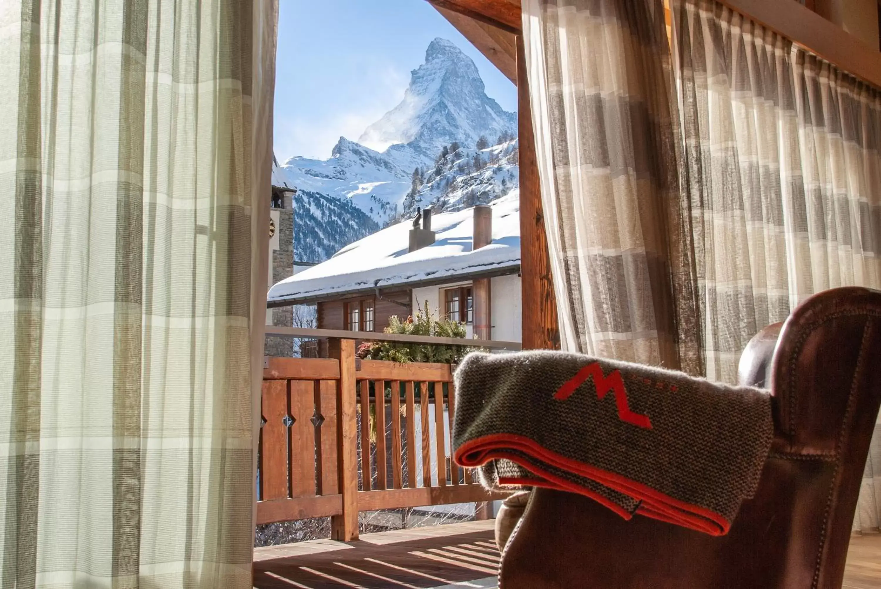 Winter, Mountain View in Matterhorn Lodge Boutique Hotel & Apartments