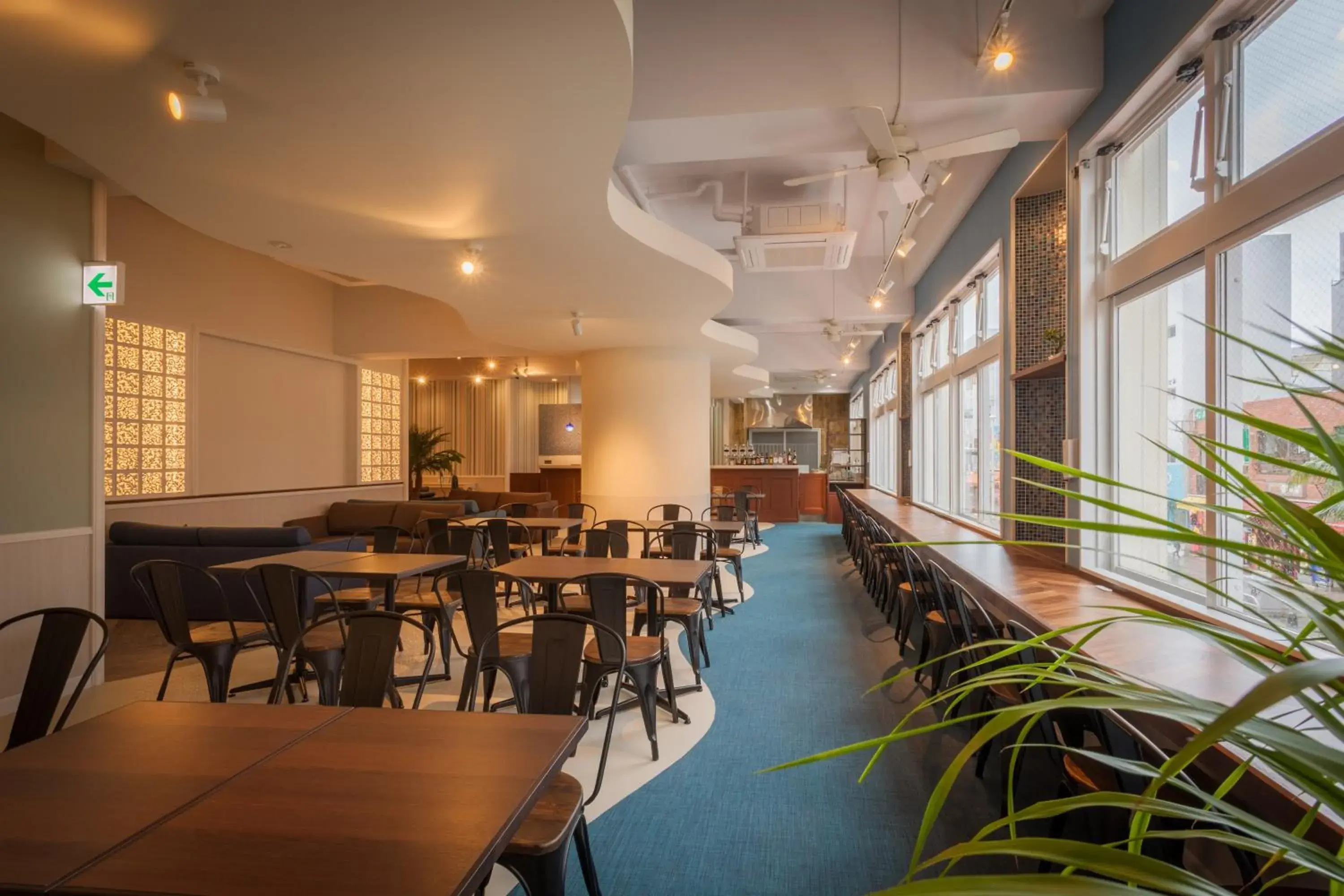 Communal lounge/ TV room, Restaurant/Places to Eat in Abest Cube Naha Kokusai Street