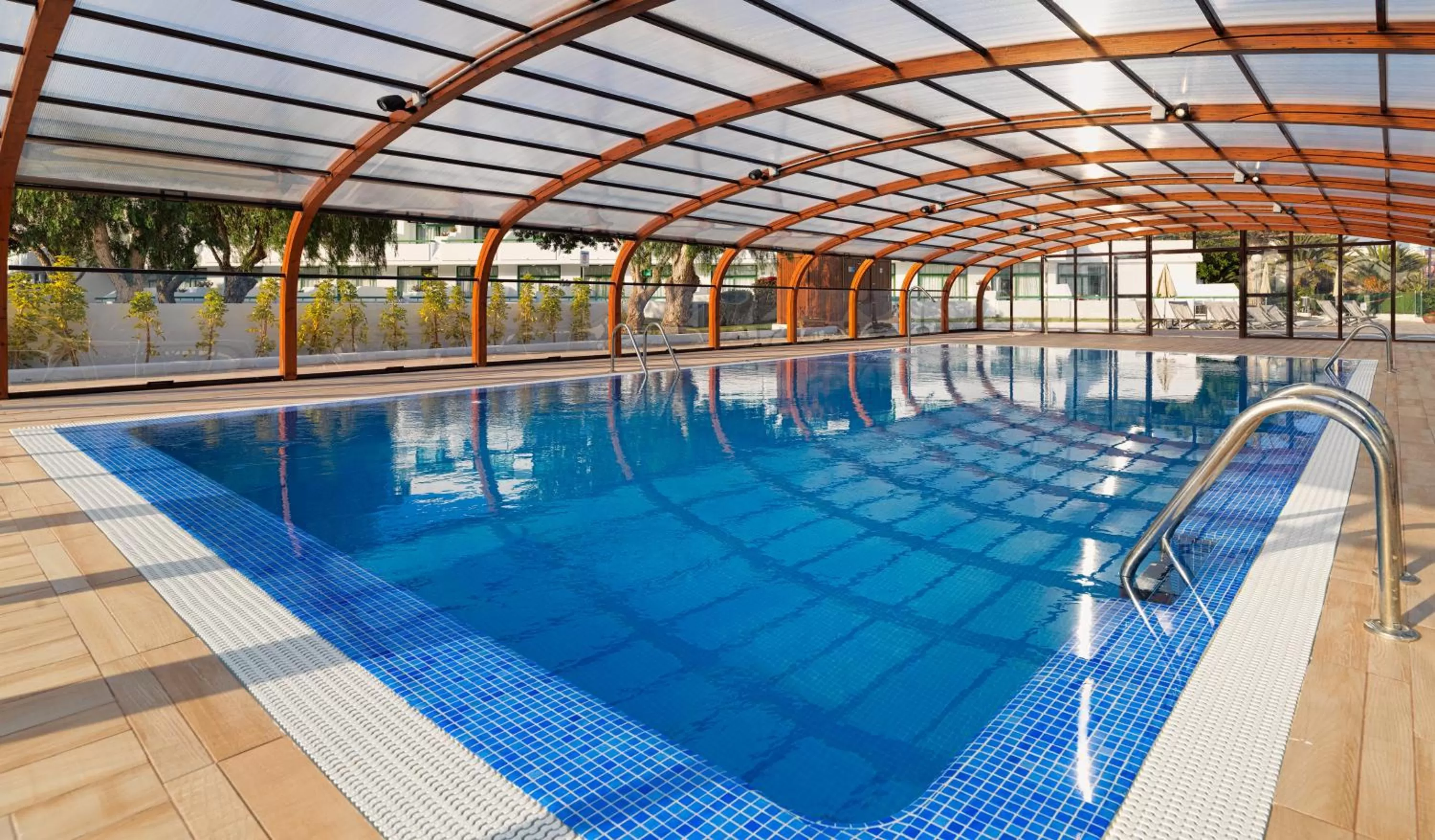 Swimming pool in H10 Lanzarote Princess