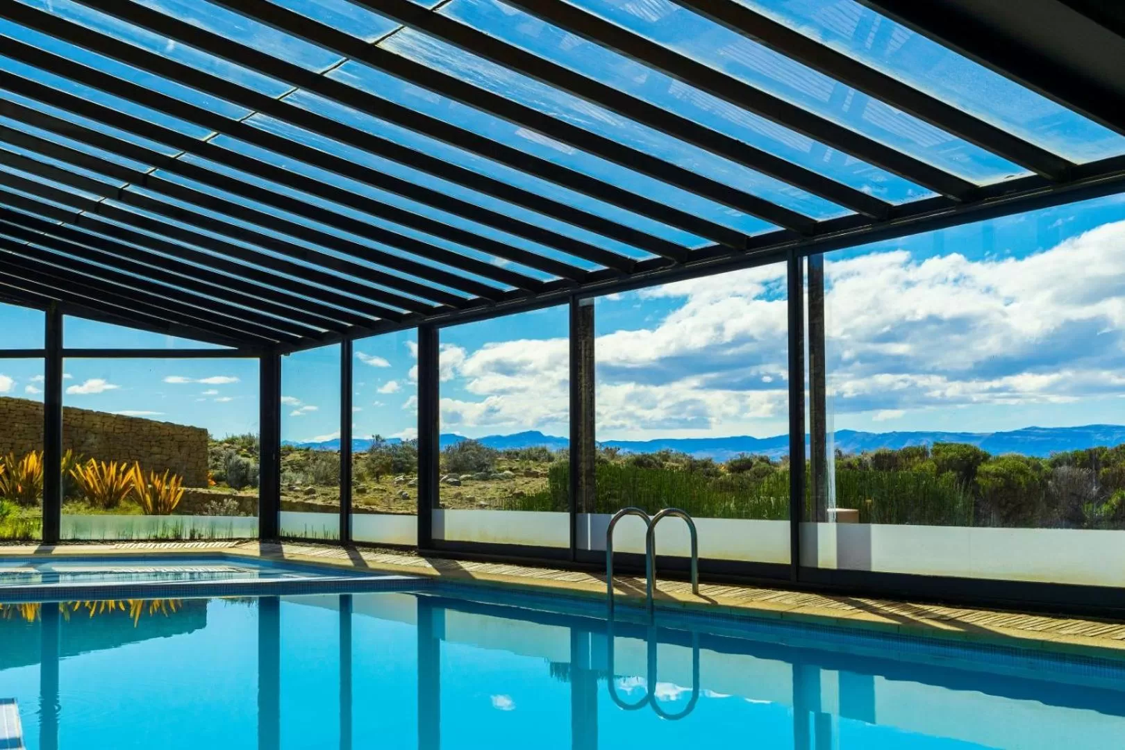 Swimming pool in Design Suites Calafate