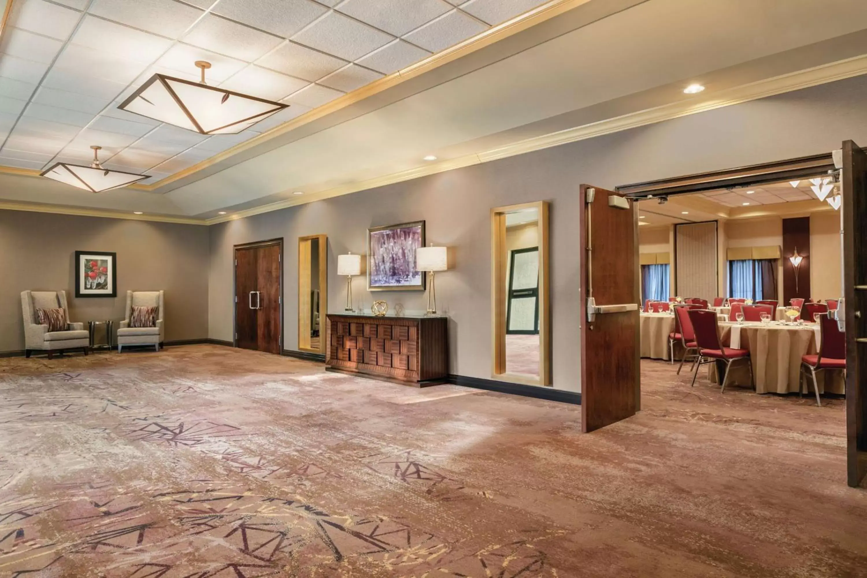 Meeting/conference room in DoubleTree by Hilton Atlanta Northeast/Northlake