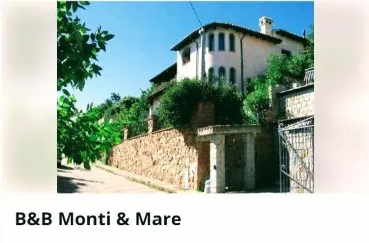 Property Building in Monti e Mare